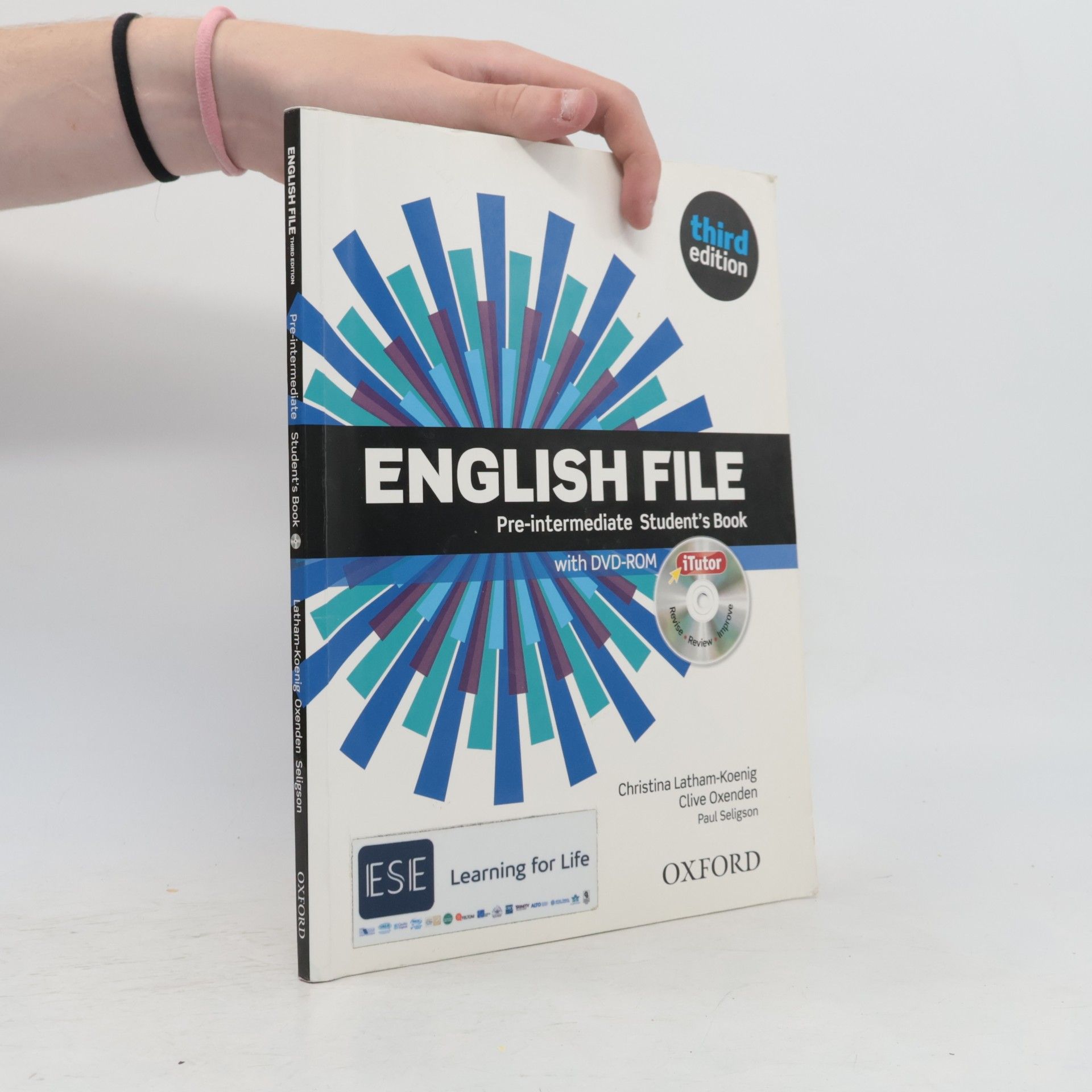 Clive Oxenden English File. Pre-Intermediate Student's Book