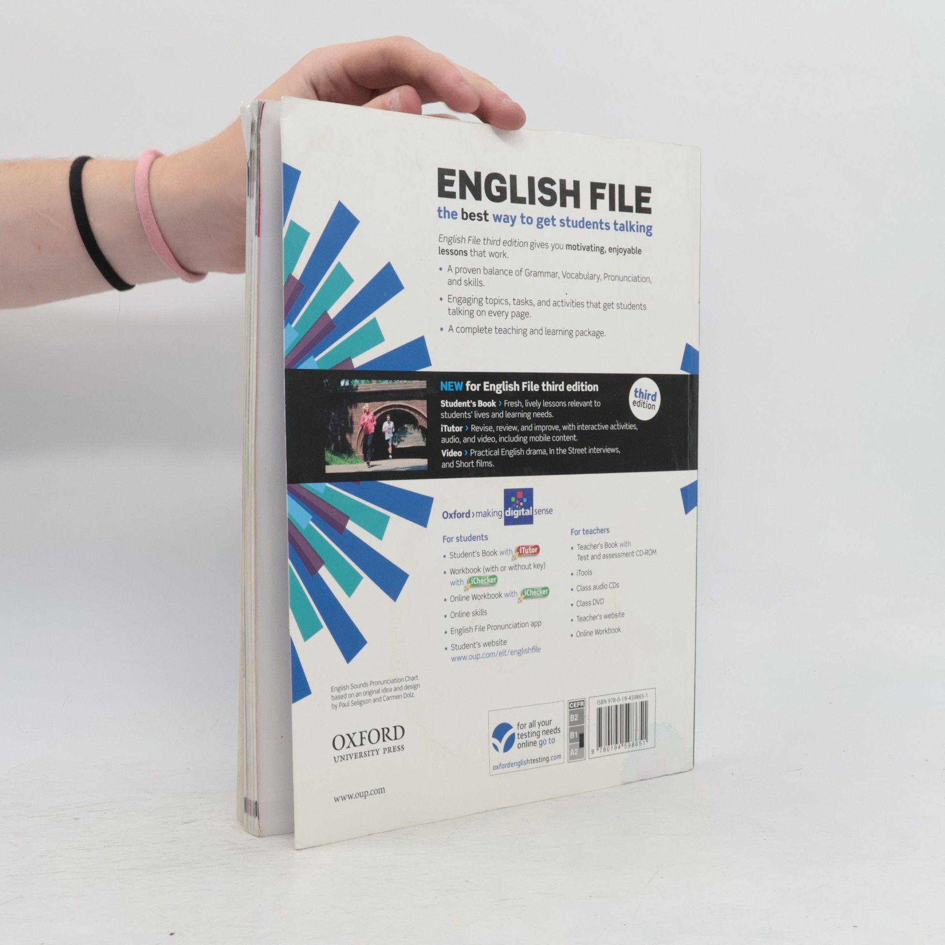 Paul Seligson English File. Pre-Intermediate Student's Book