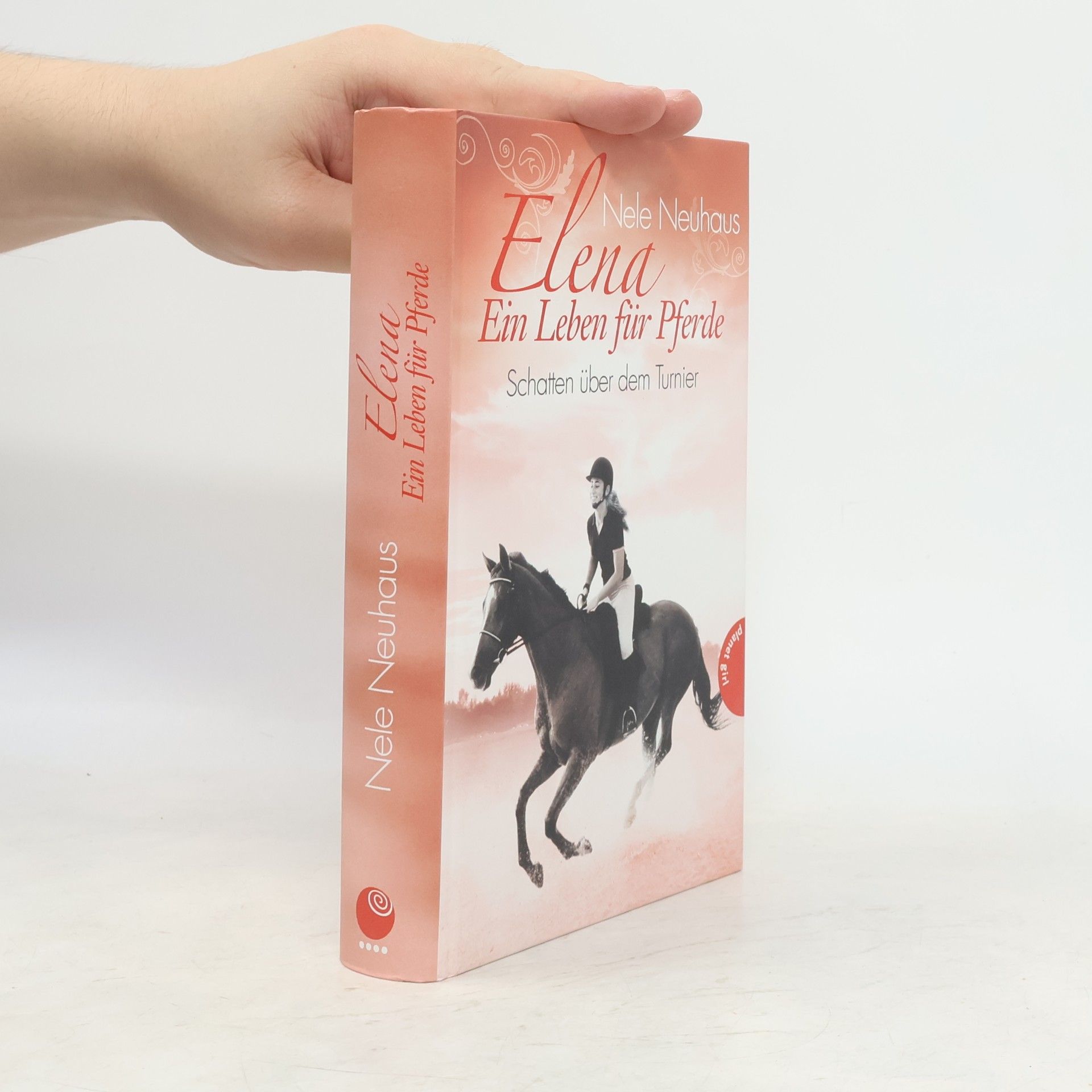 Elena. Ein Leben für Pferde. Schatten über dem Turnier