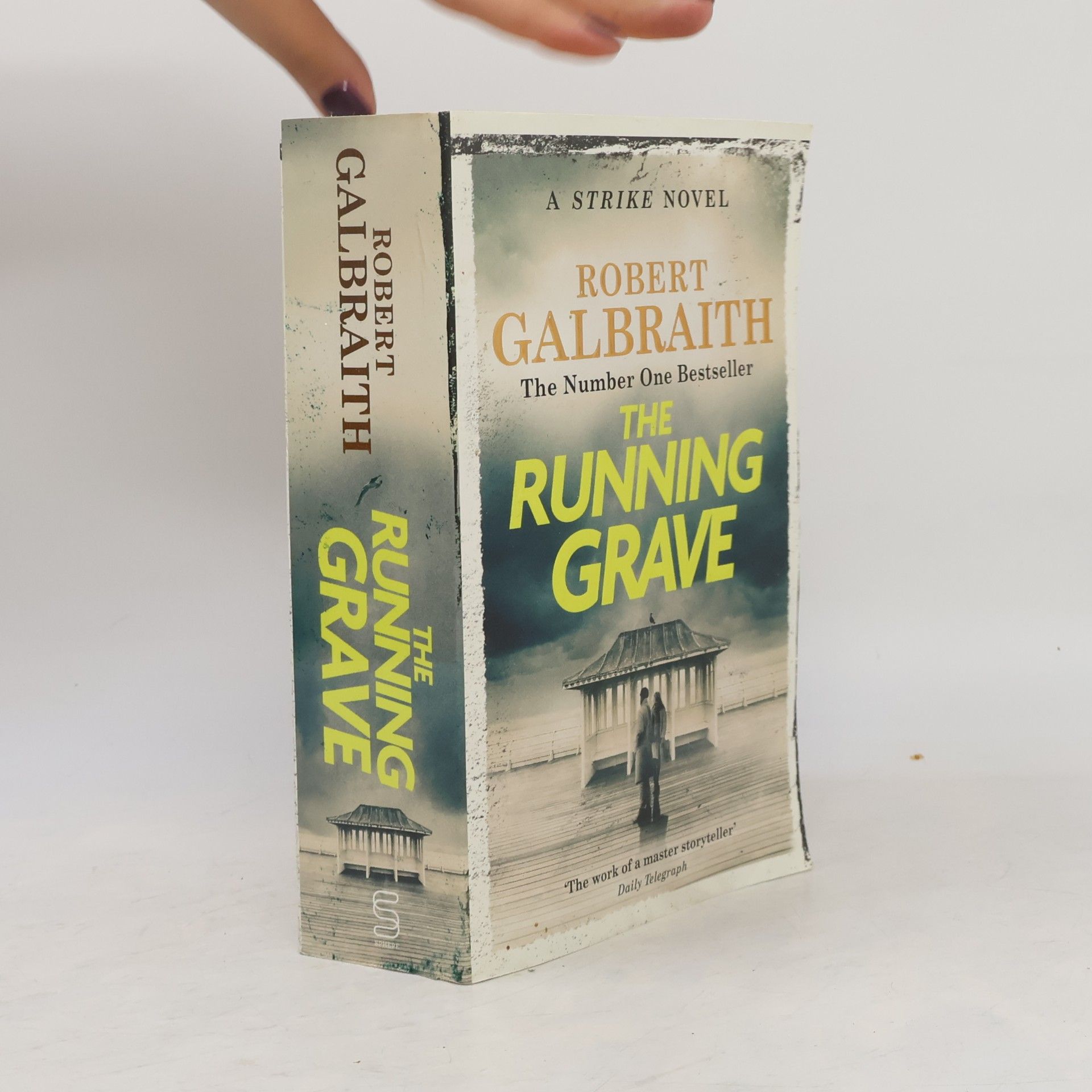 The Running Grave: Cormoran Strike Book 7