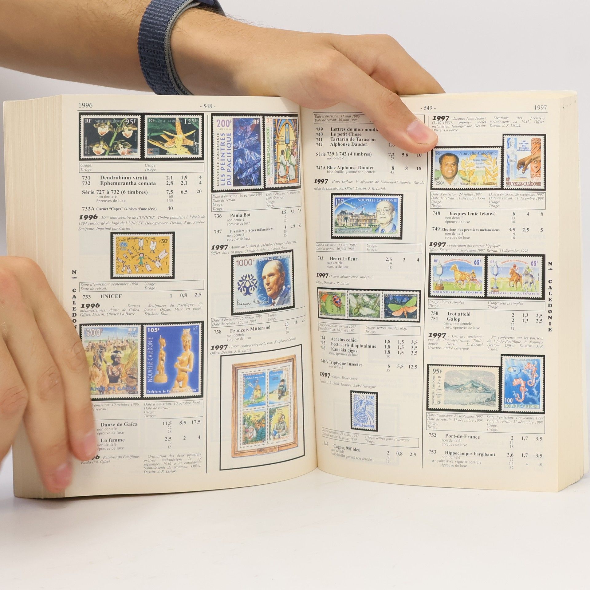 Catalogue de cotations des Timbres des DOM-TOM