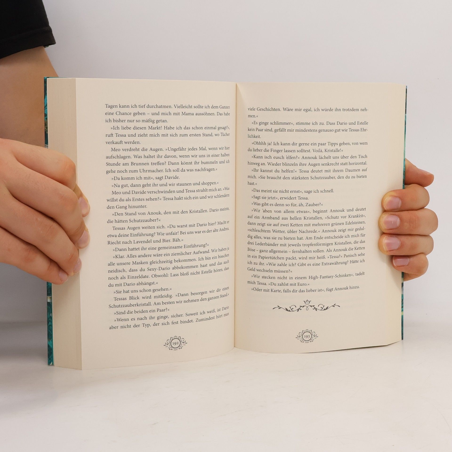 Mela Nagel Stadt aus Wasser und Licht - Die Maskenmagierin (Stadt aus Wasser und Licht 1)