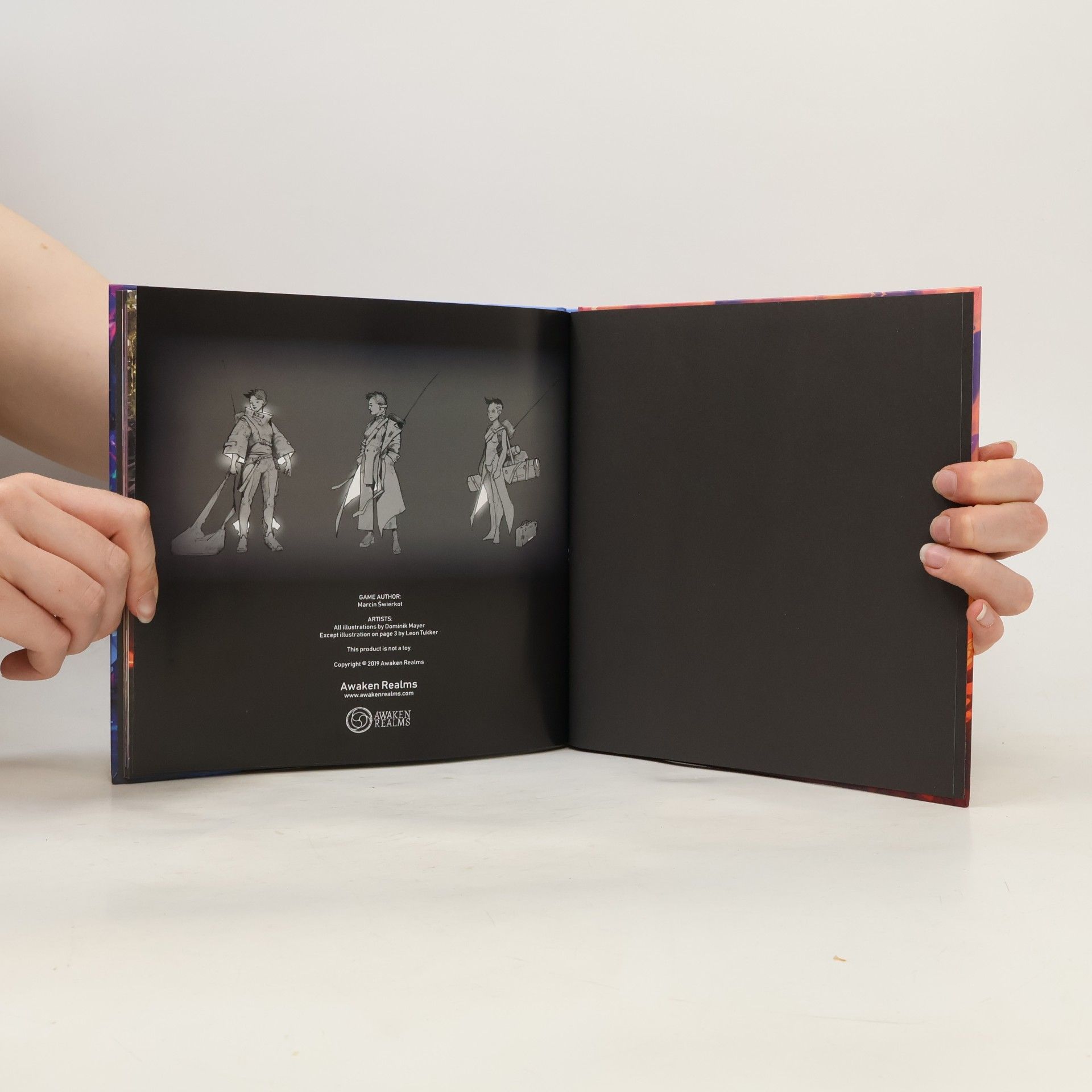 Marcin Swierkol Artbook Iss Vanguard