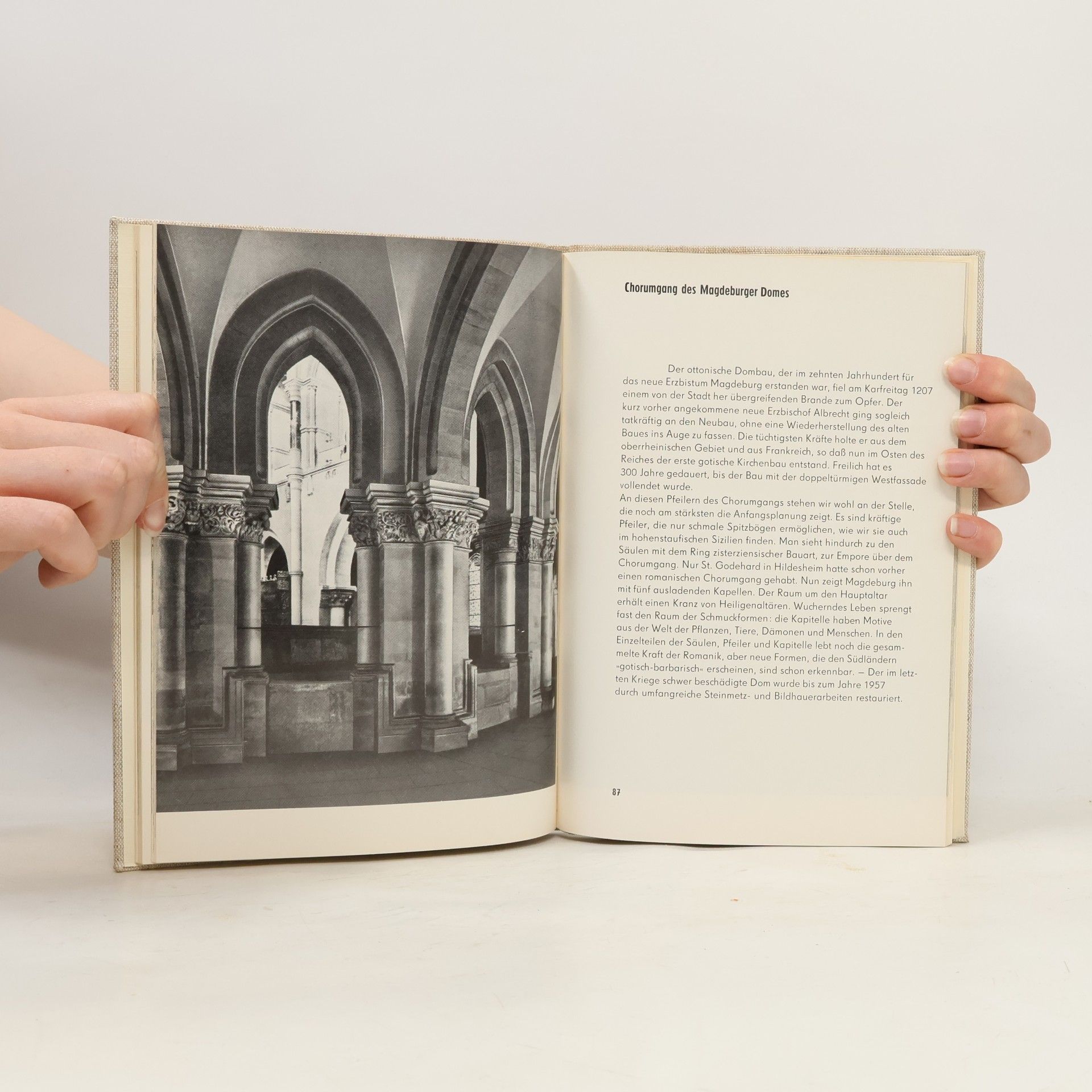 Kolektiv autorů Kirchenbauten in weiter Welt