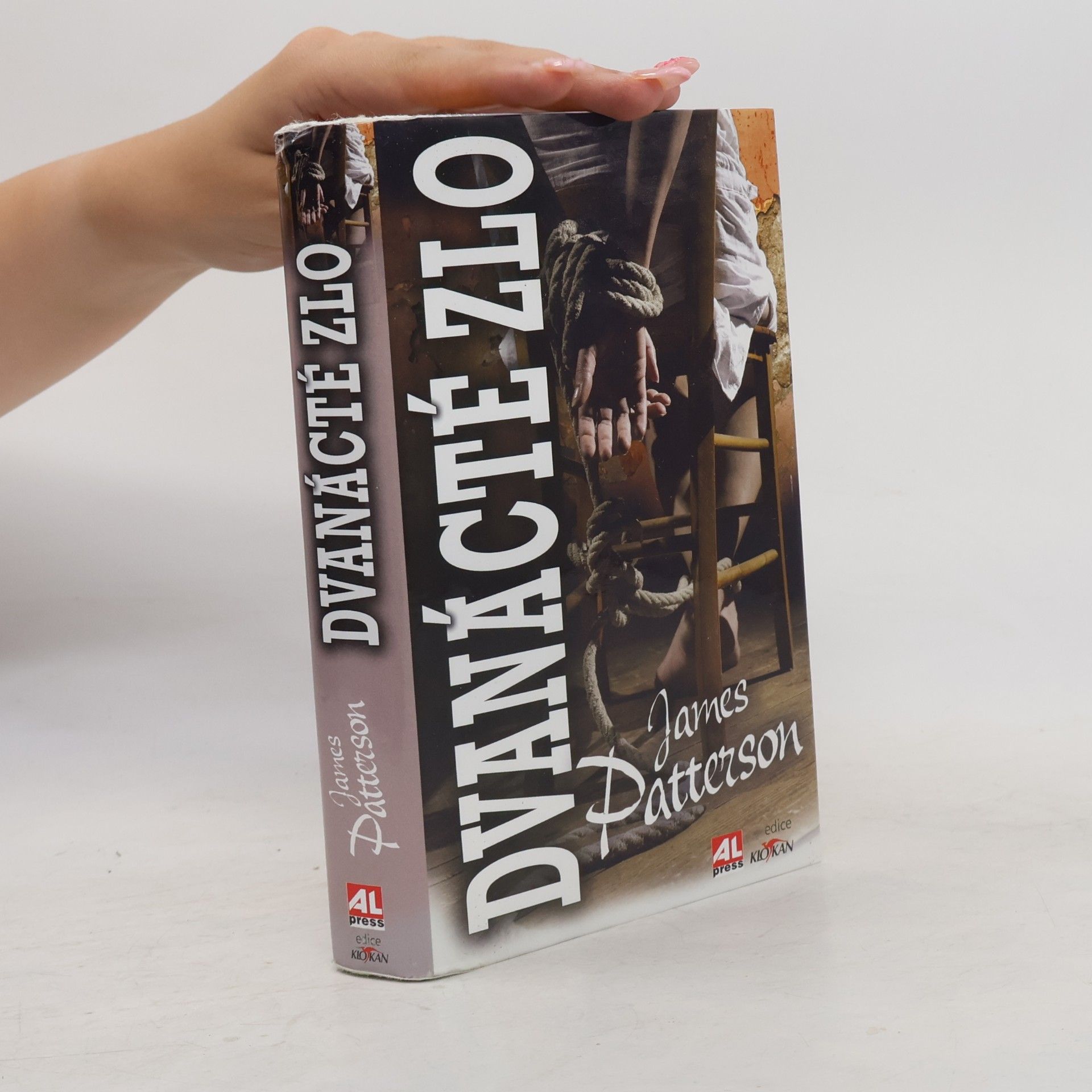 James Patterson Dvanácté zlo
