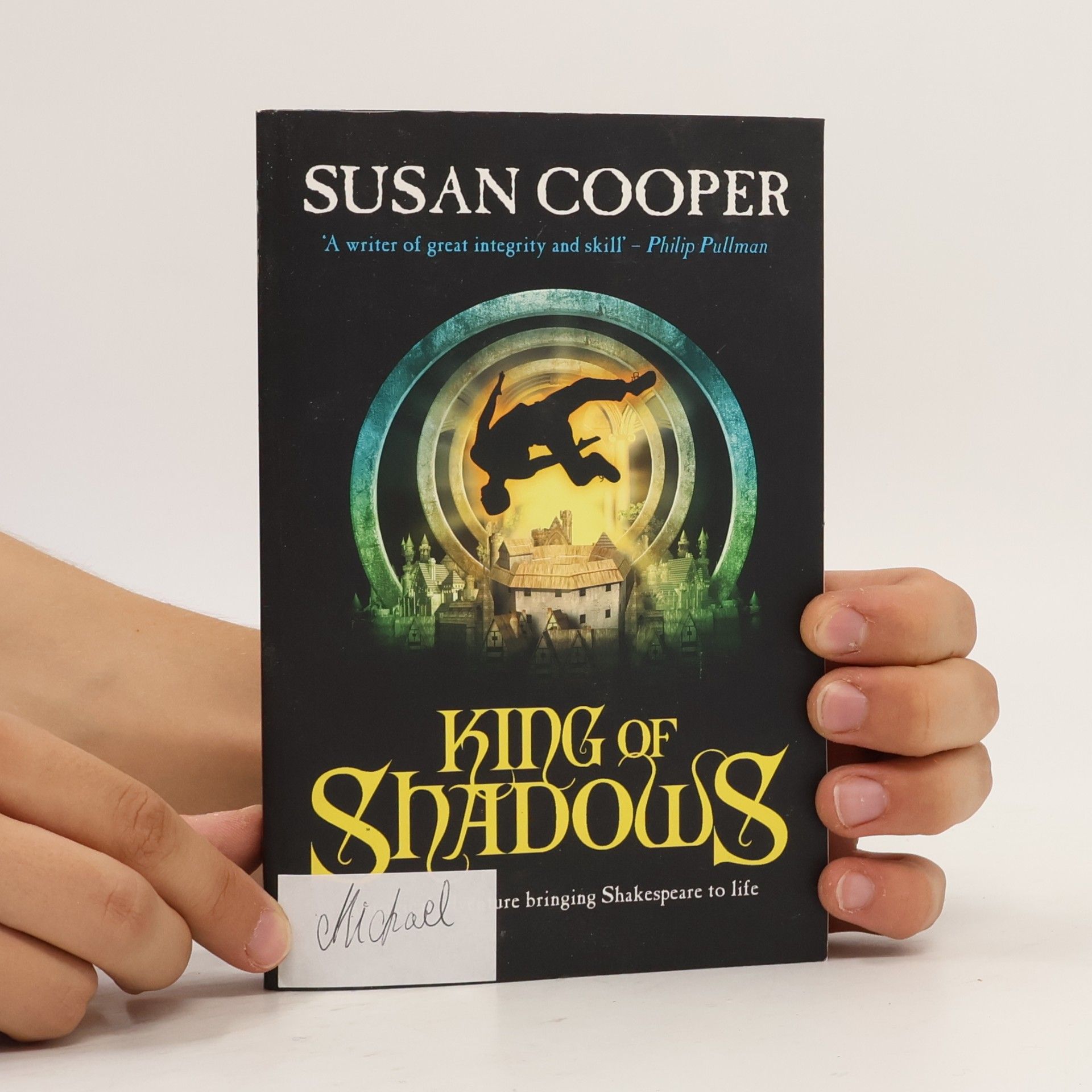 Susan Cooper King of shadows