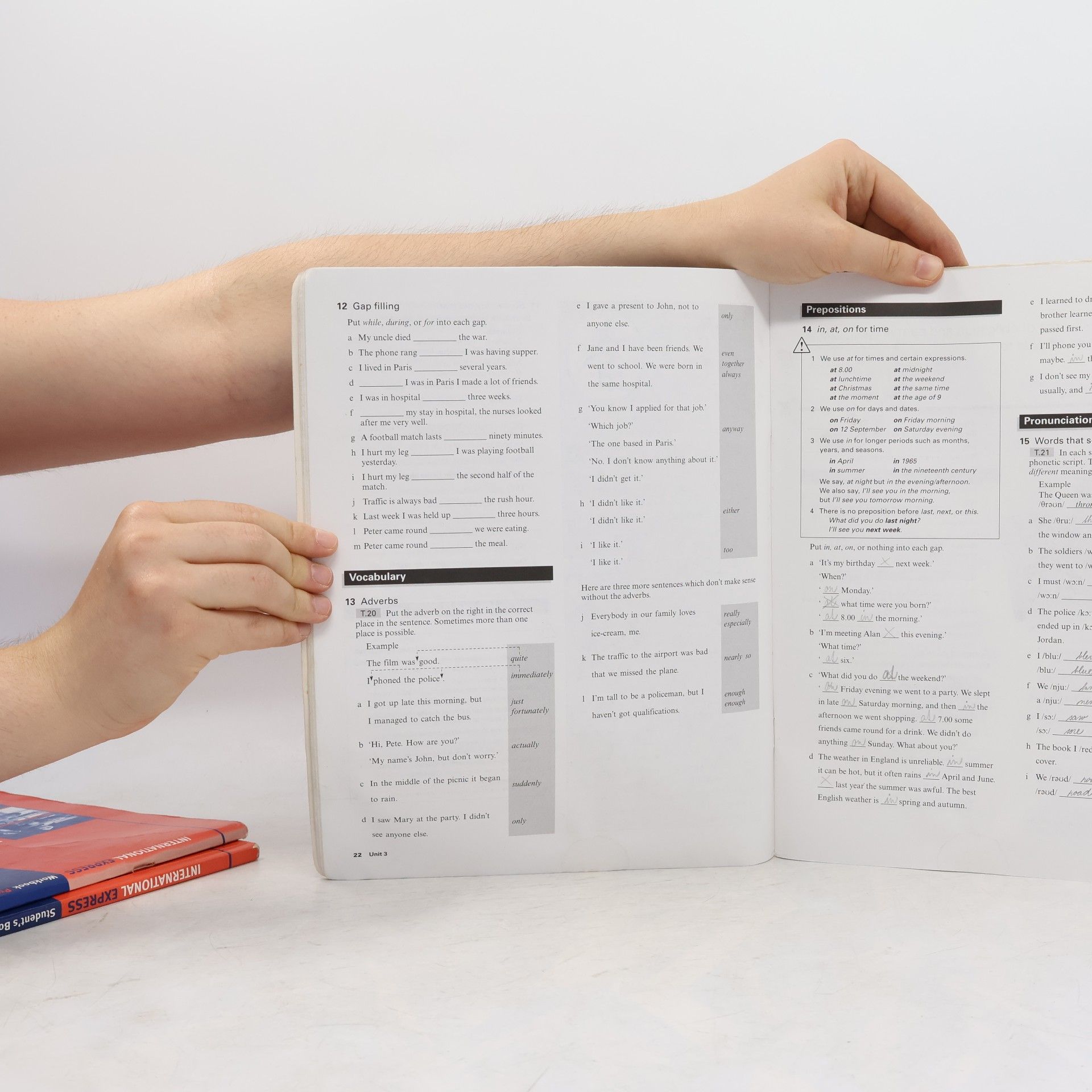 John Soars New Headway - Intermediate - workbook