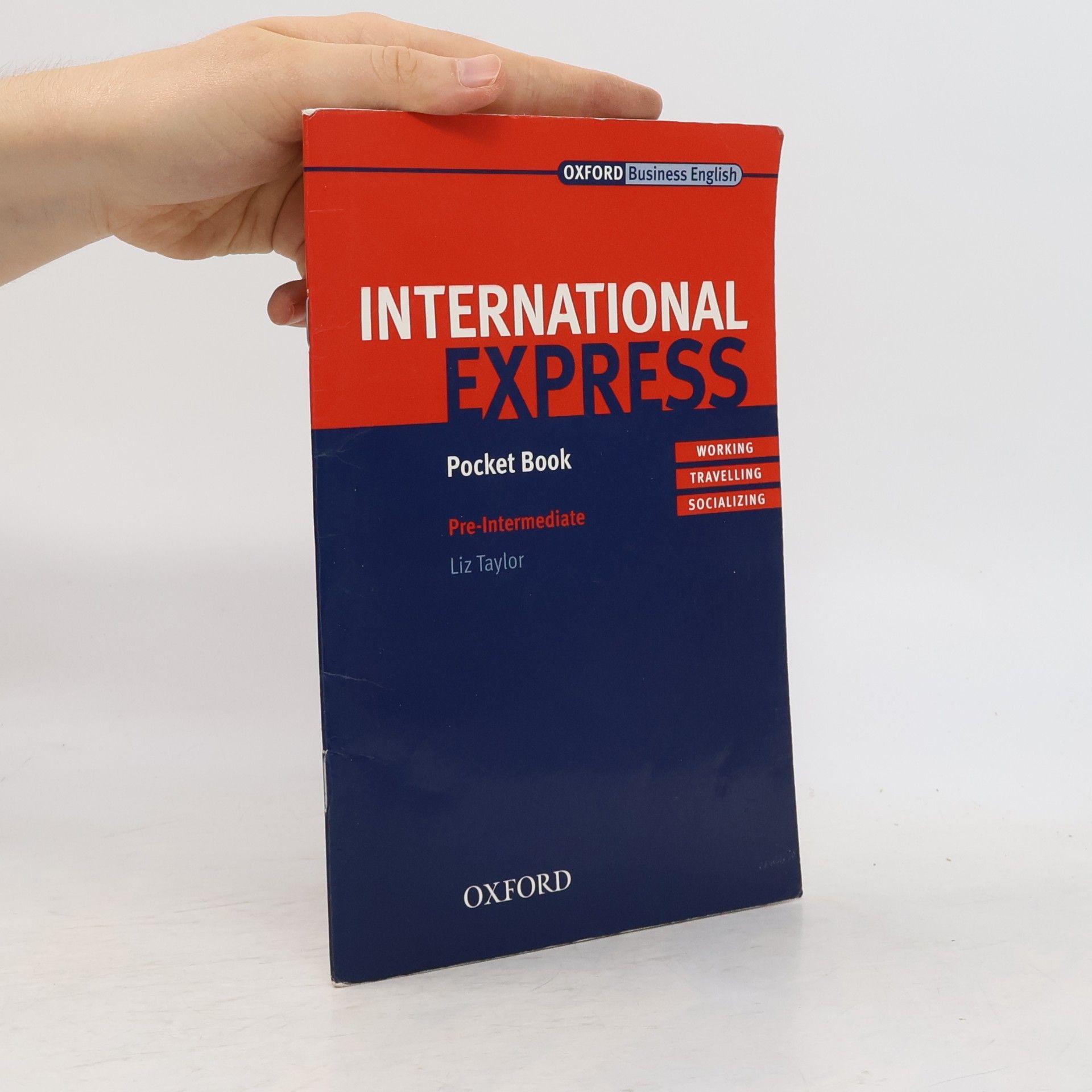 Liz Taylor International express. Pre-intermediate, Pocket book