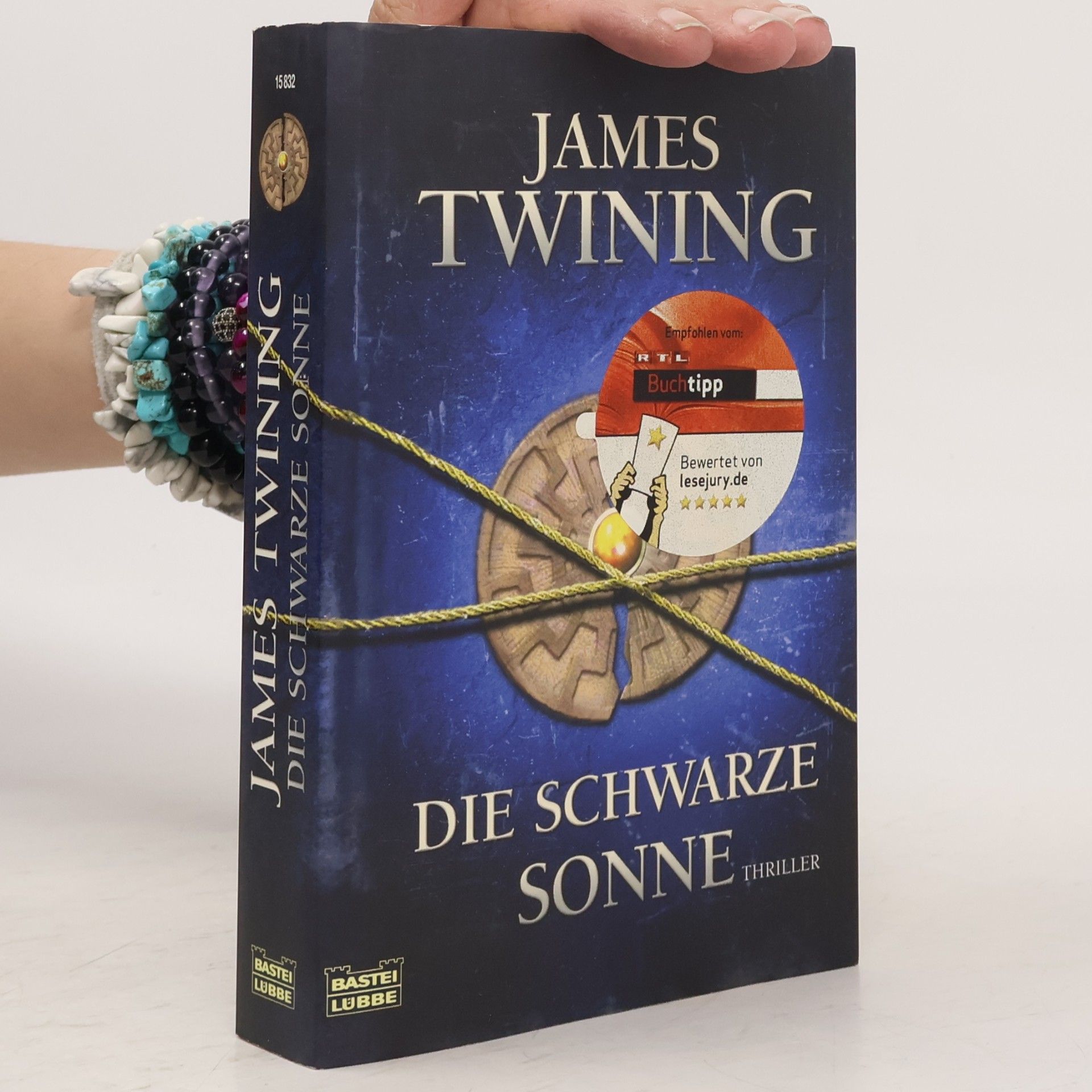 James Twining Die schwarze Sonne