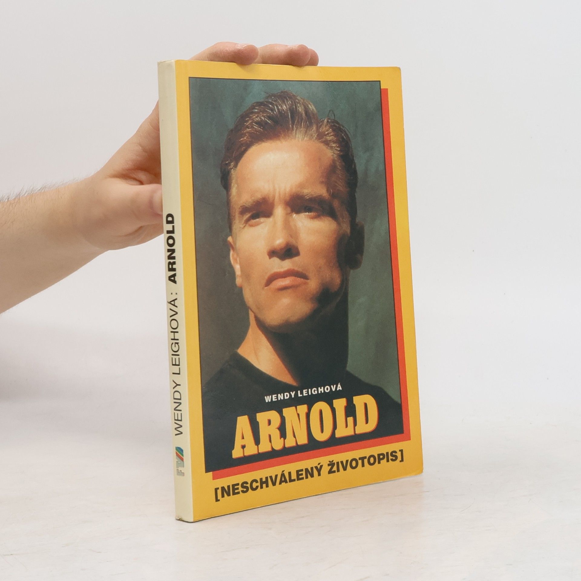 Wendy Leigh Arnold. Neschválený životopis