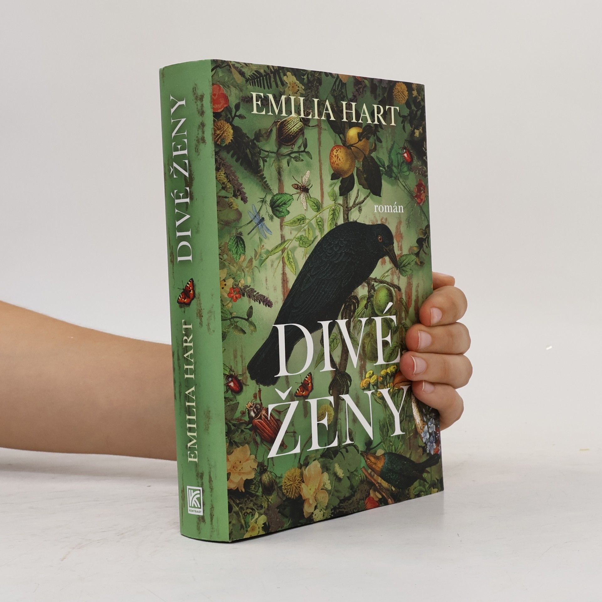 Emilia Hart Divé ženy
