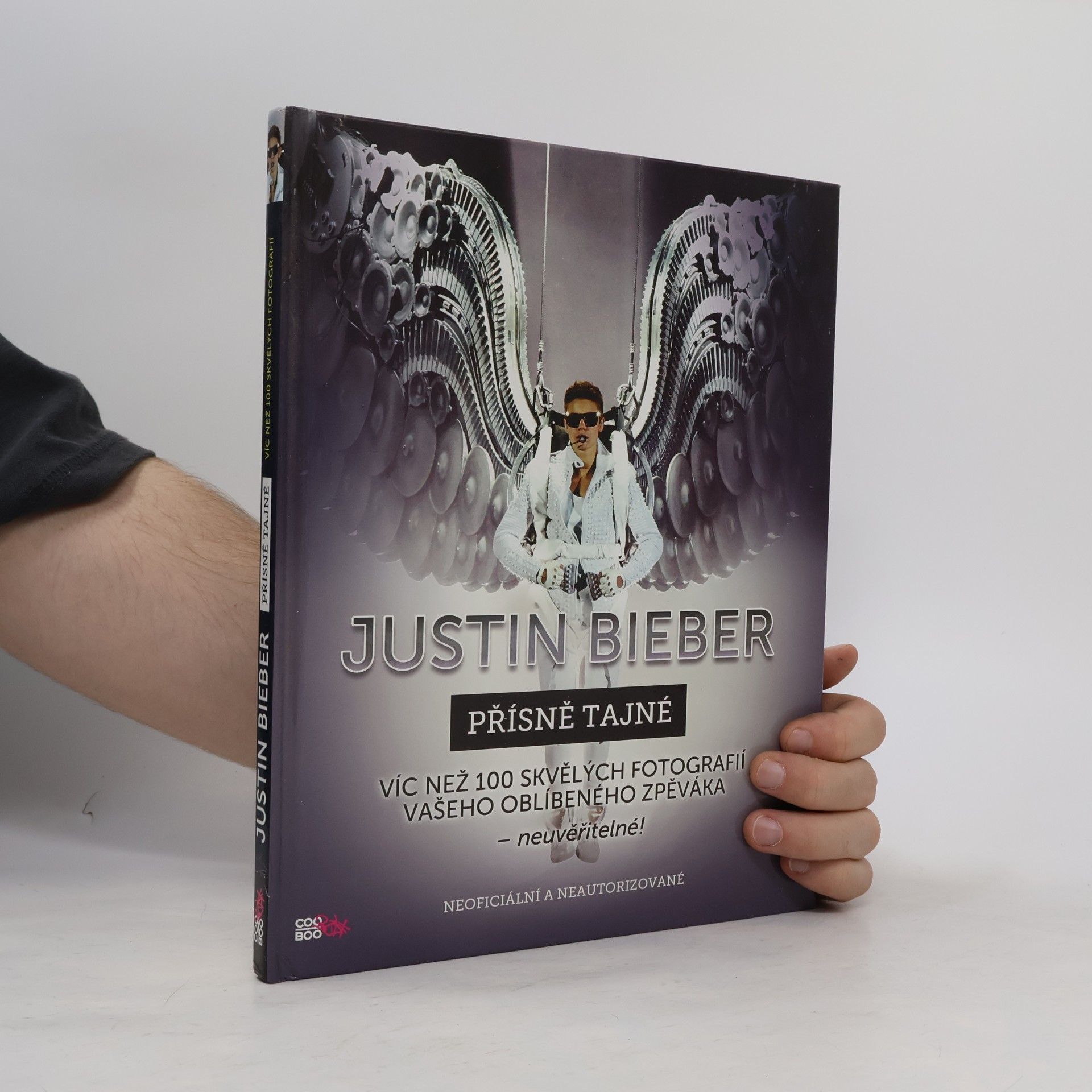Kolektiv autorů Justin Bieber: Přísně tajné : neoficiální a neautorizované