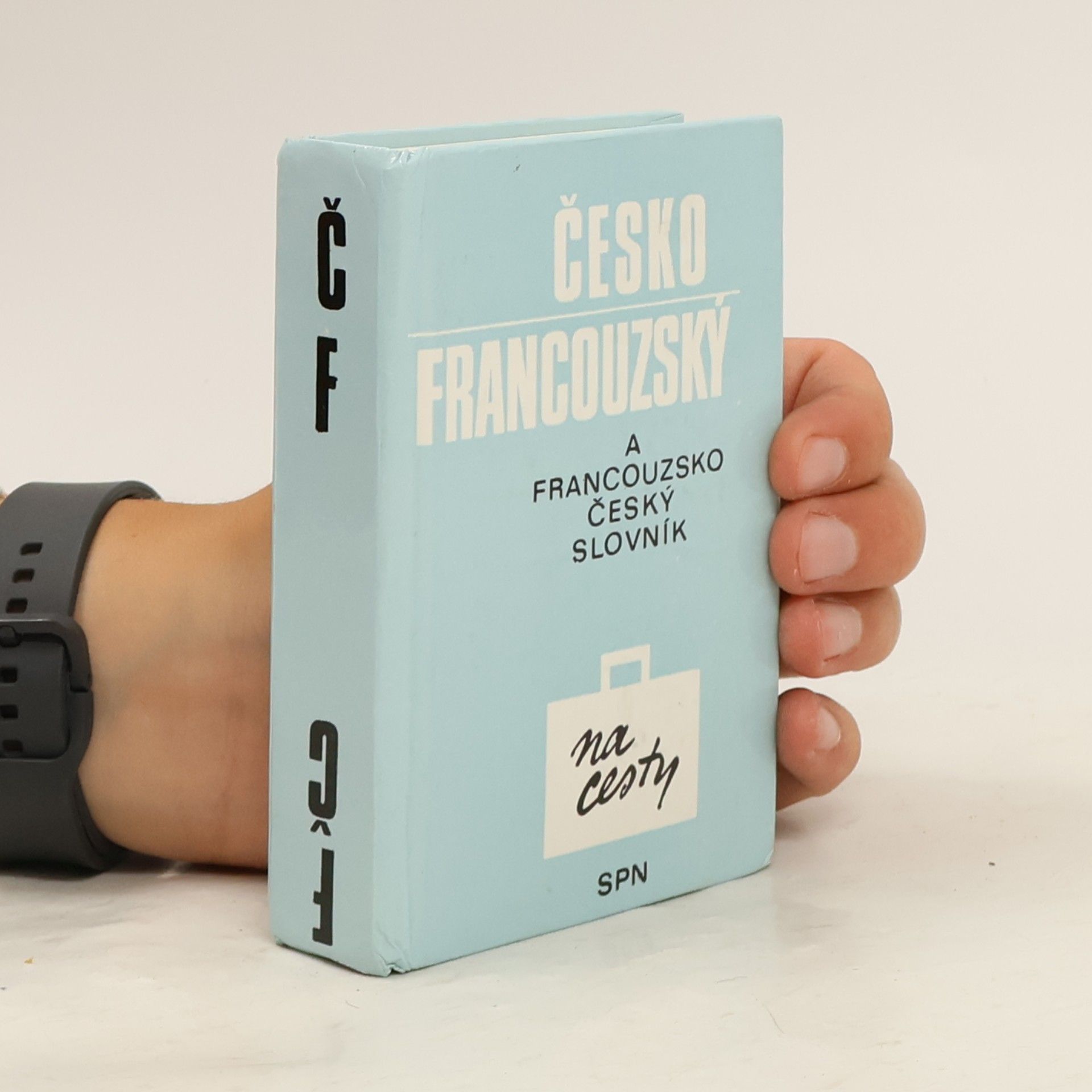 Věra Čapková Česko-francouzský slovník na cesty. Francouzsko-český slovník na cesty