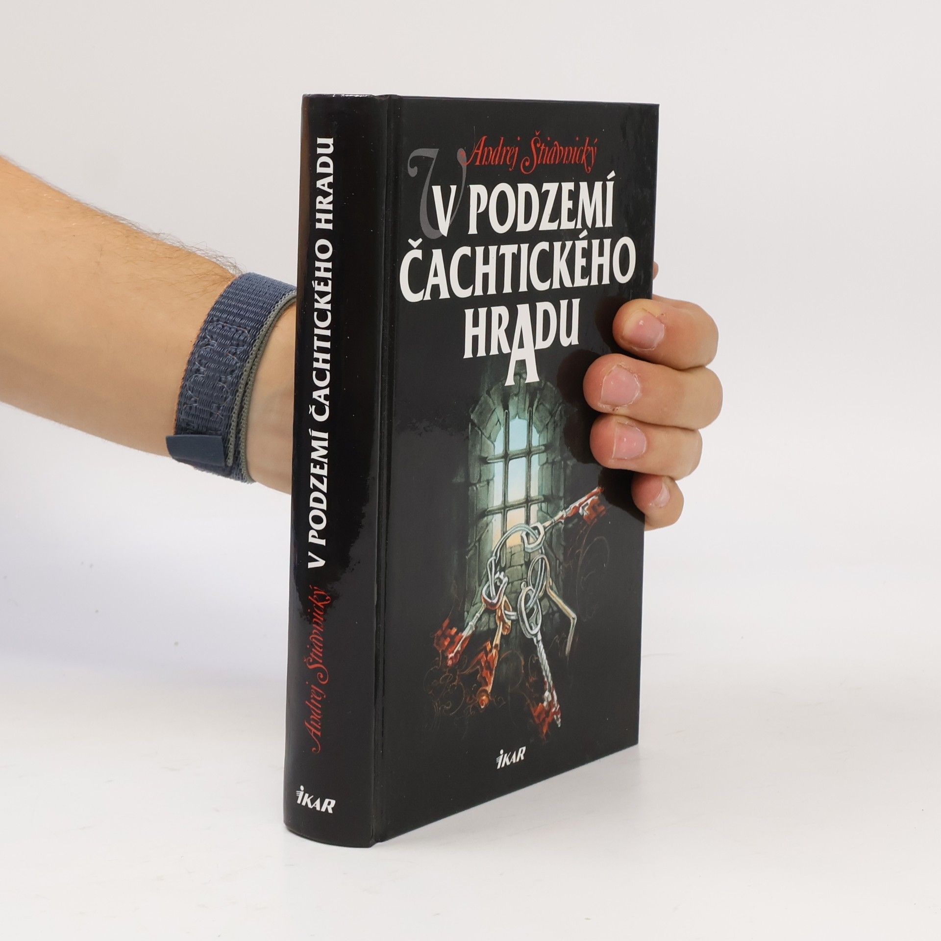 V podzemí Čachtického hradu 1. díl