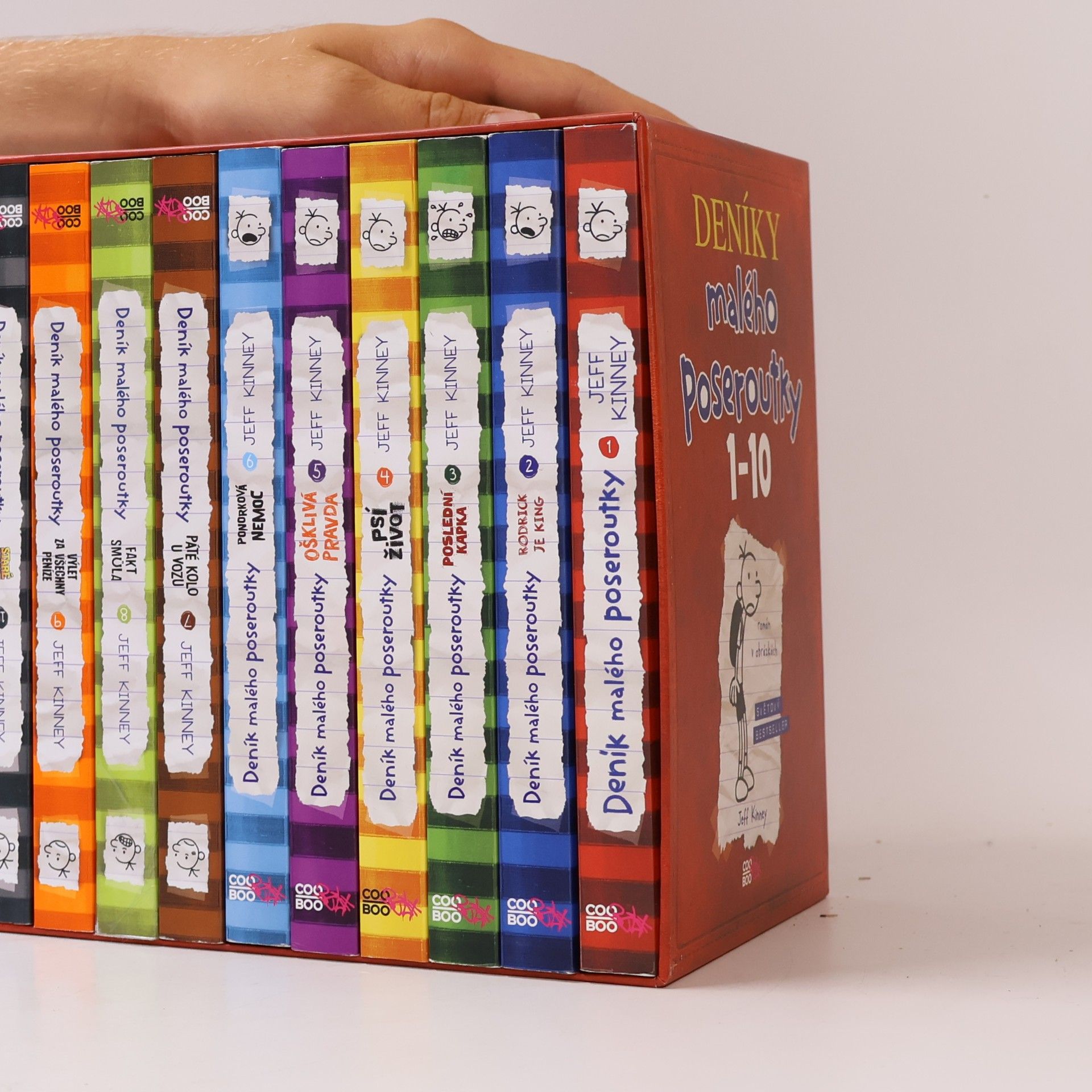 Jeff Kinney Deník malého poseroutky 1-10 (box)