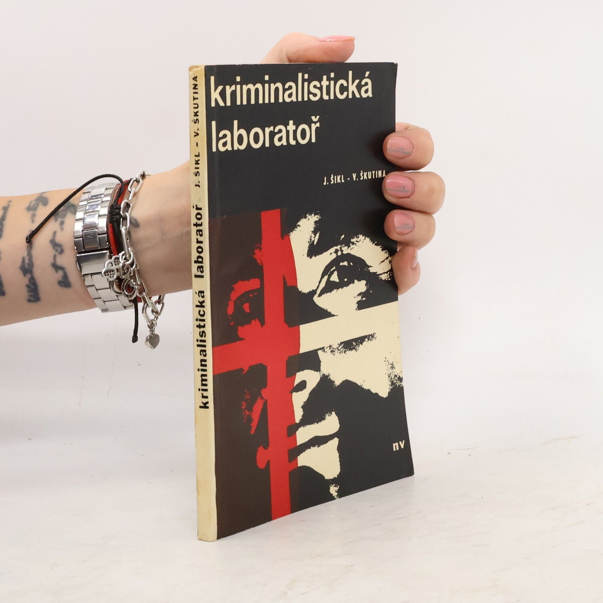 Kriminalistická laboratoř
