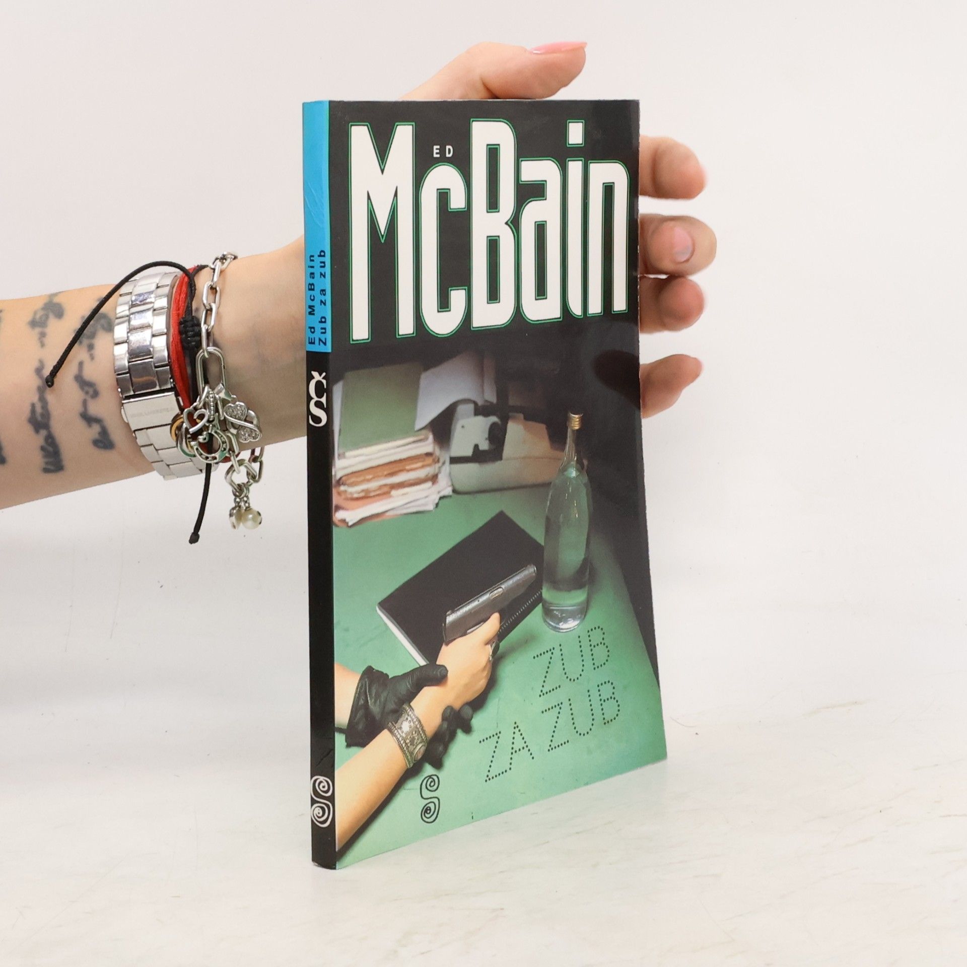 Ed McBain Zub za zub: Příběh z 87. policejního revíru