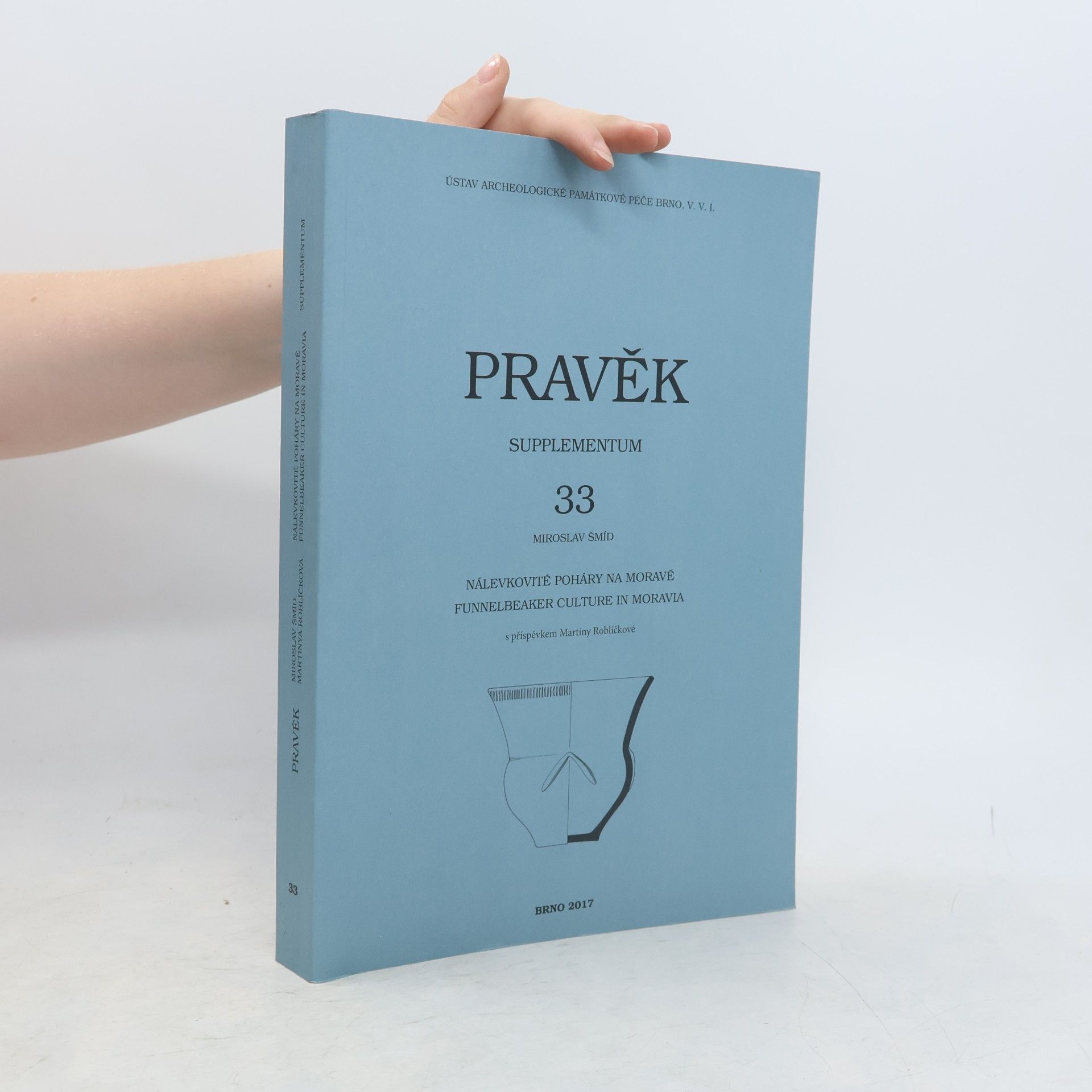 Martina Roblíčková Pravěk 33