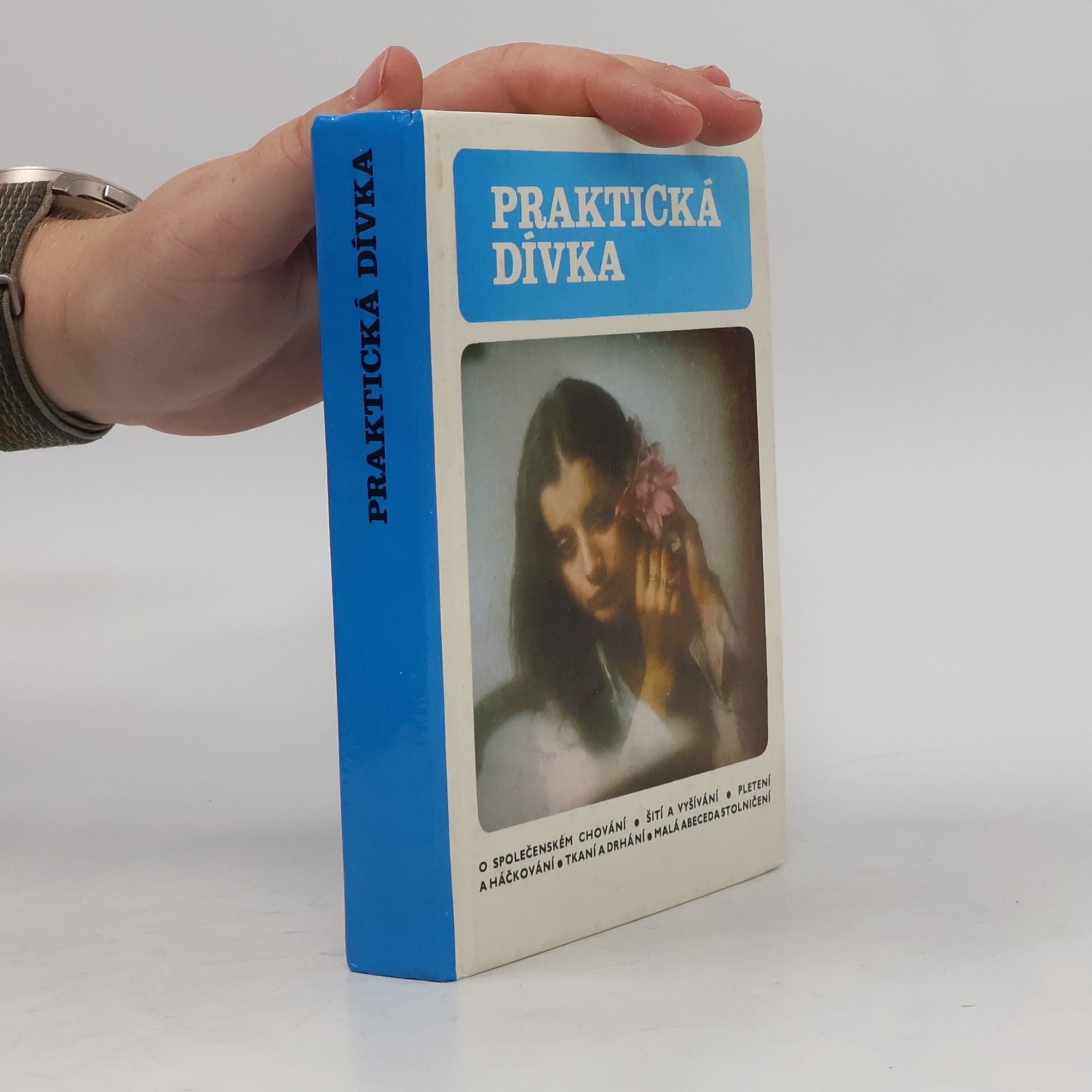 Praktická dívka