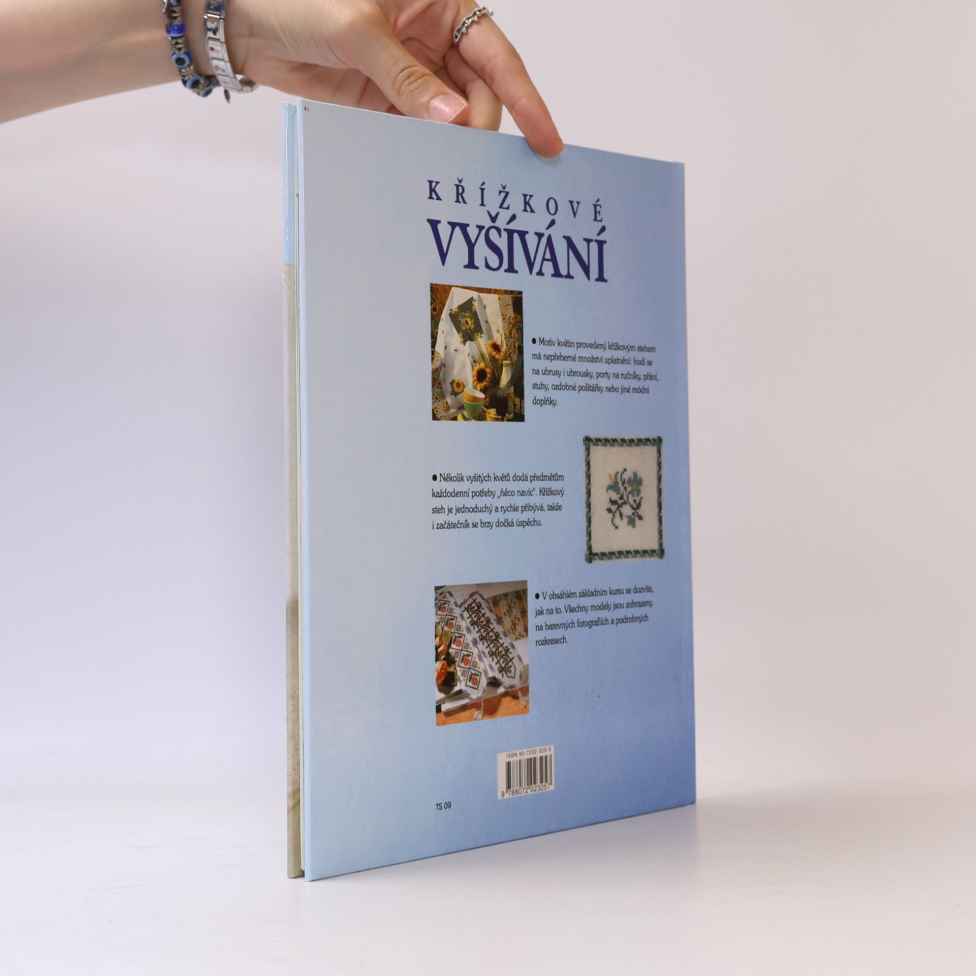 Ingeborg Churaňová Křížkové vyšívání