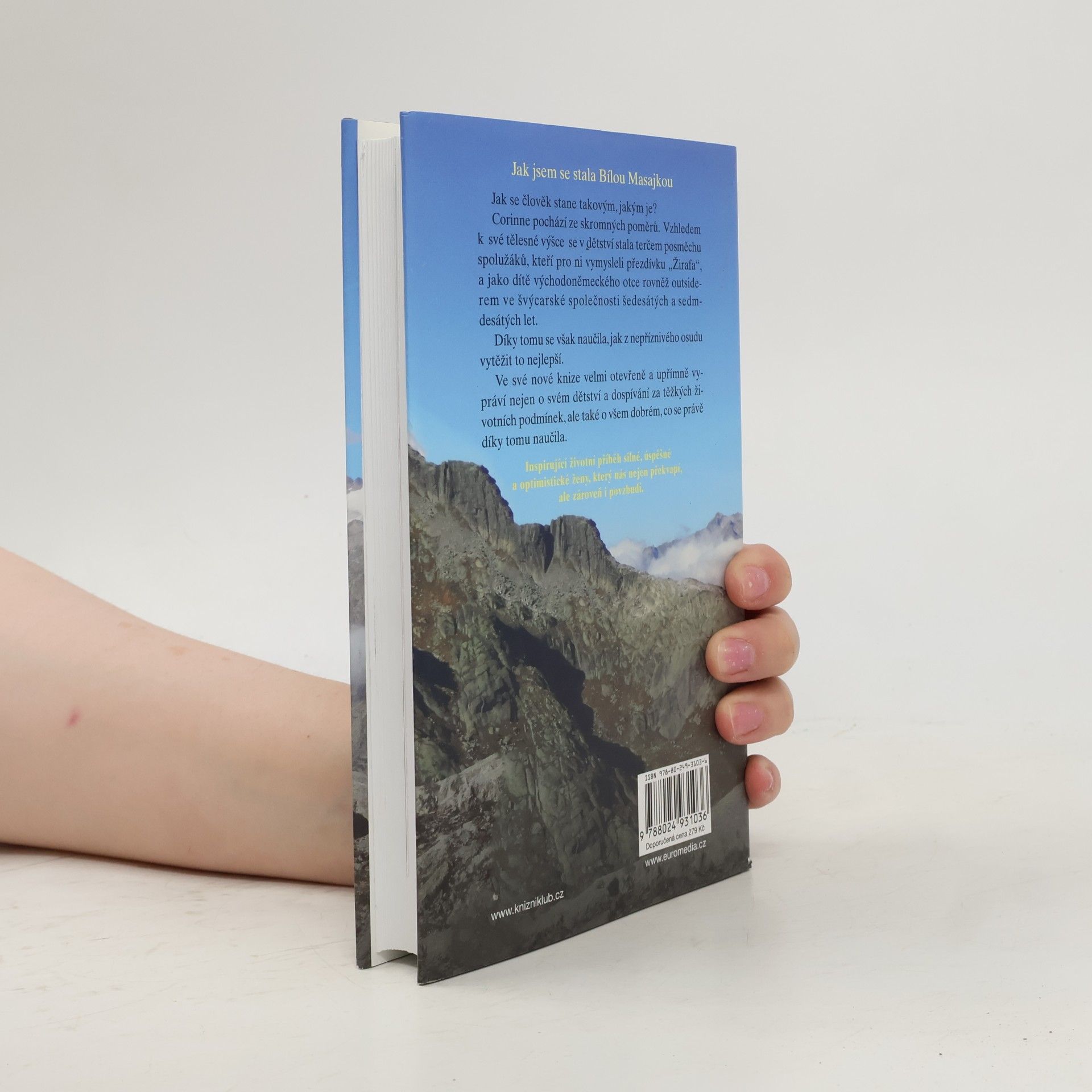 Zuzana Schneiderová Dívka se žirafím krkem
