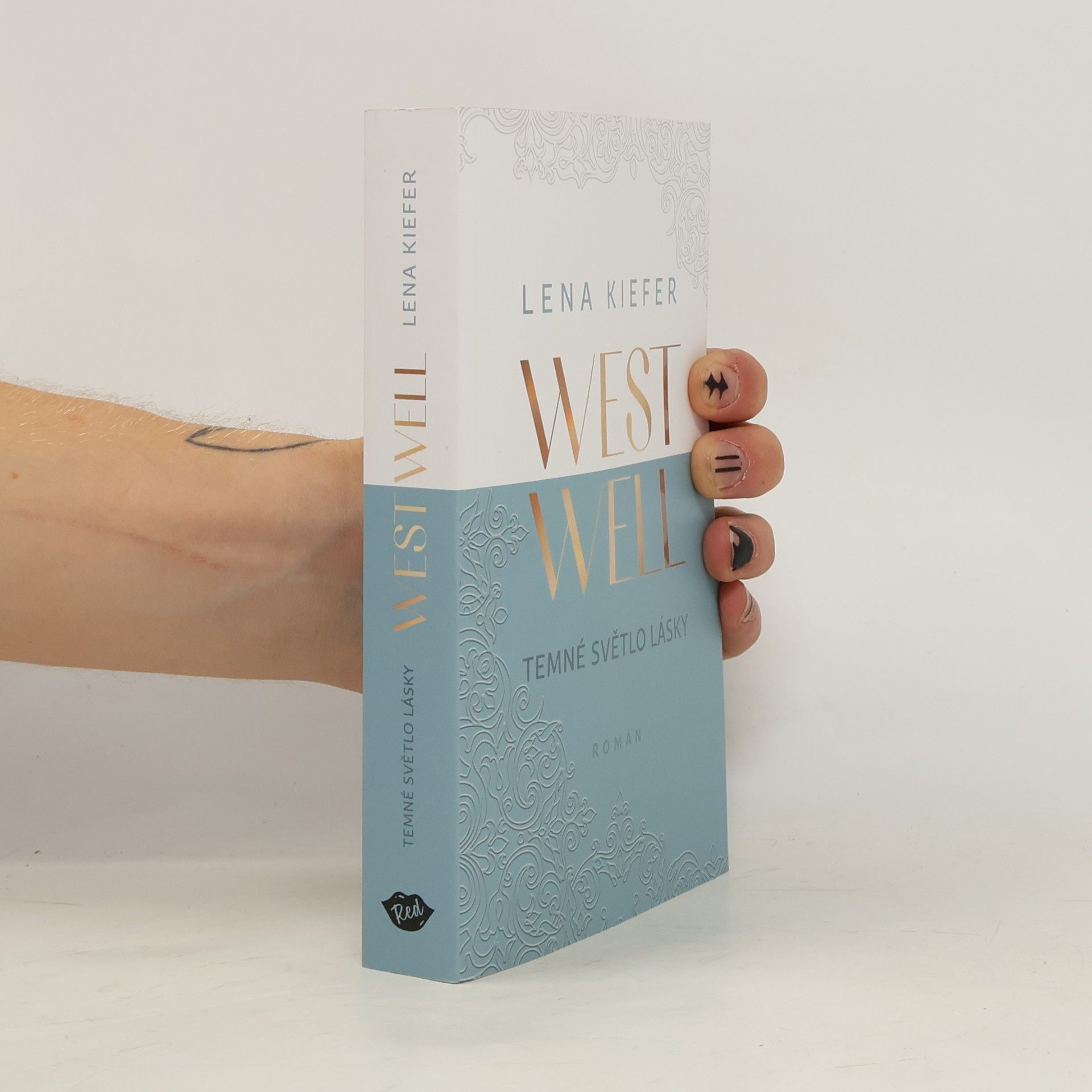 Lena Kiefer Westwell. Temné světlo lásky