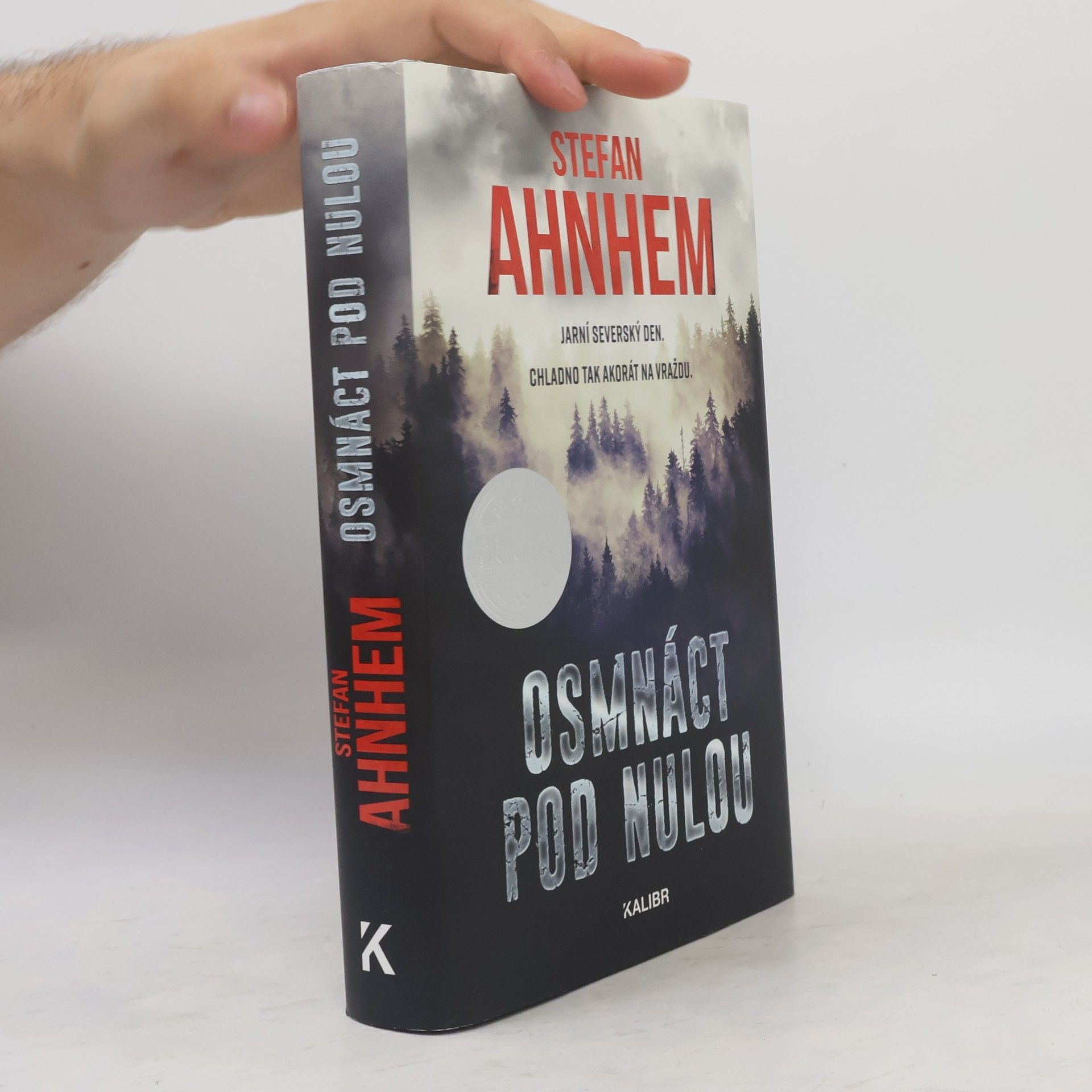 Stefan Ahnhem Osmnáct pod nulou