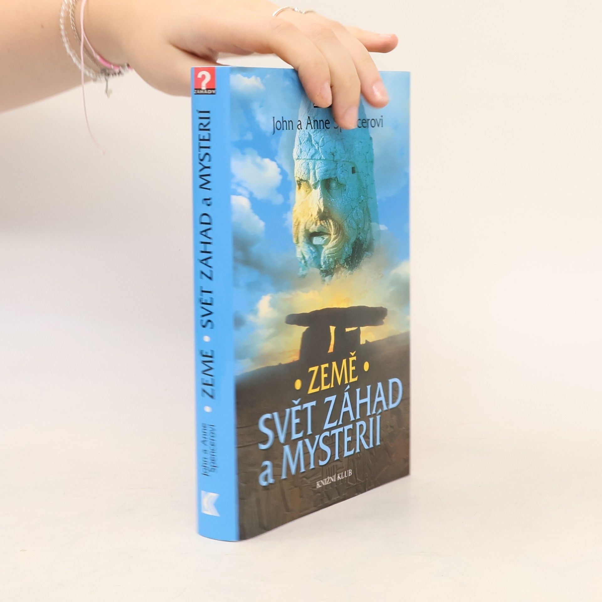 John Spencer Země : svět záhad a mysterií