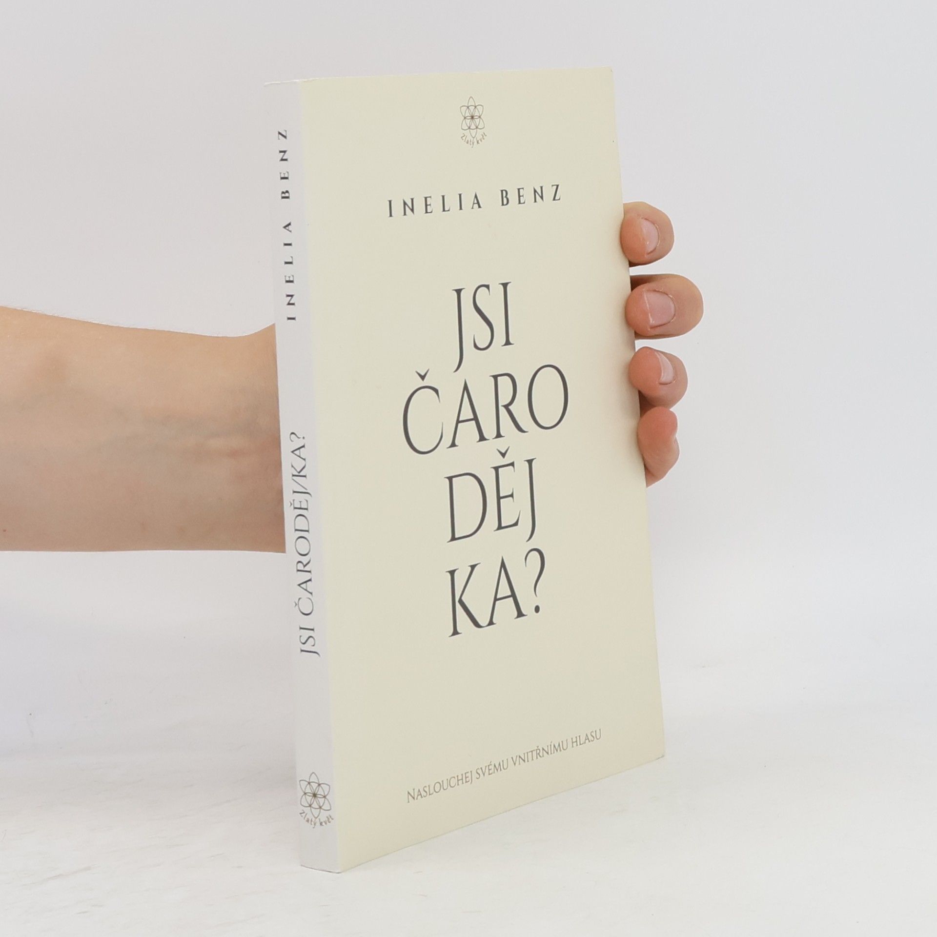 Inelia Benz Jsi Čarodějka?