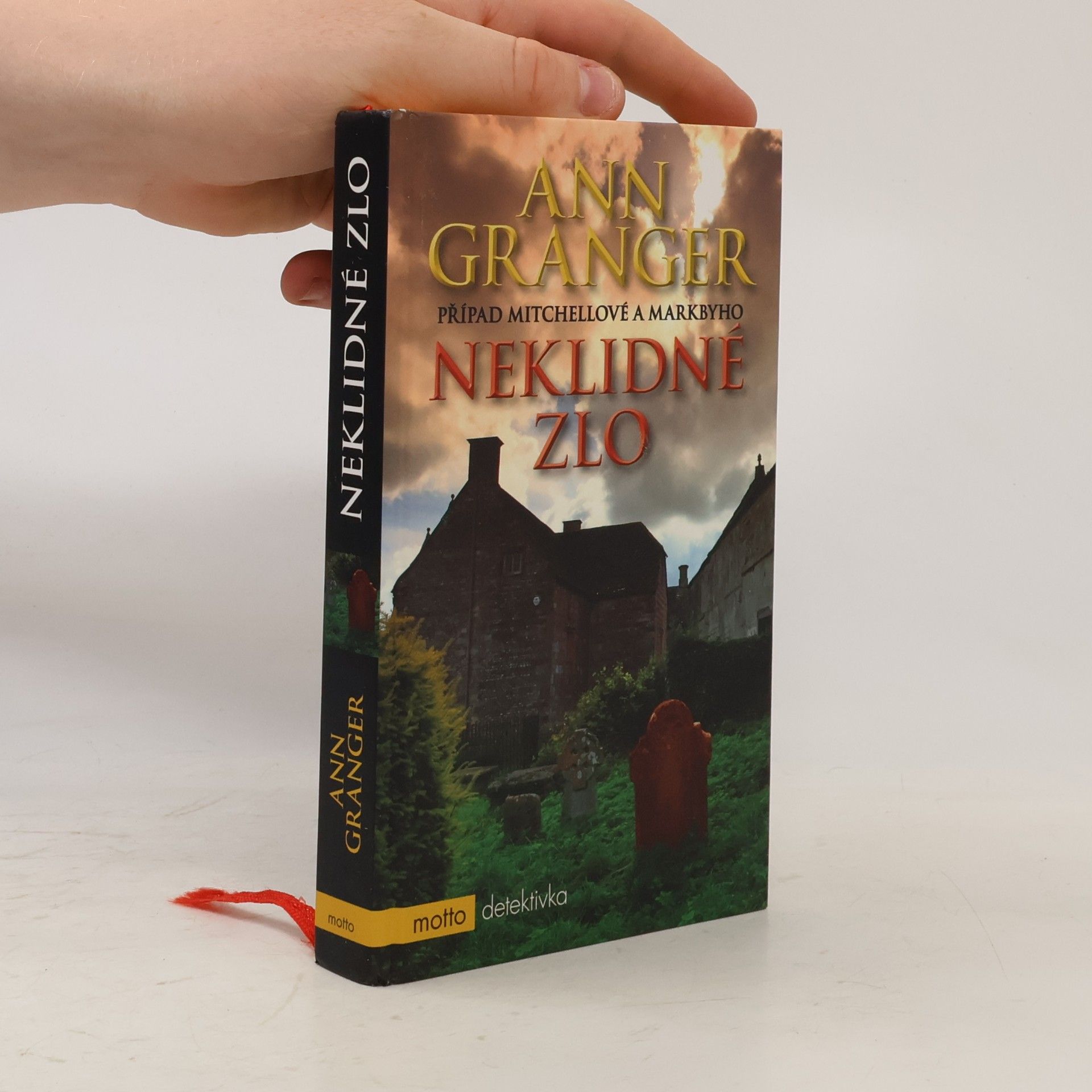 Ann Granger Neklidné zlo