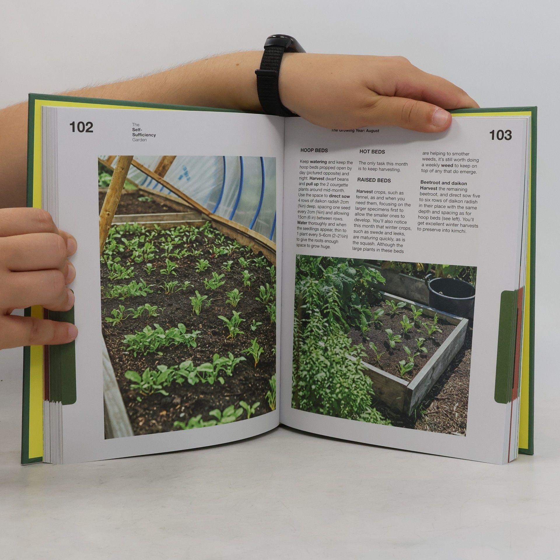 Huw Richards The Self-Sufficiency Garden