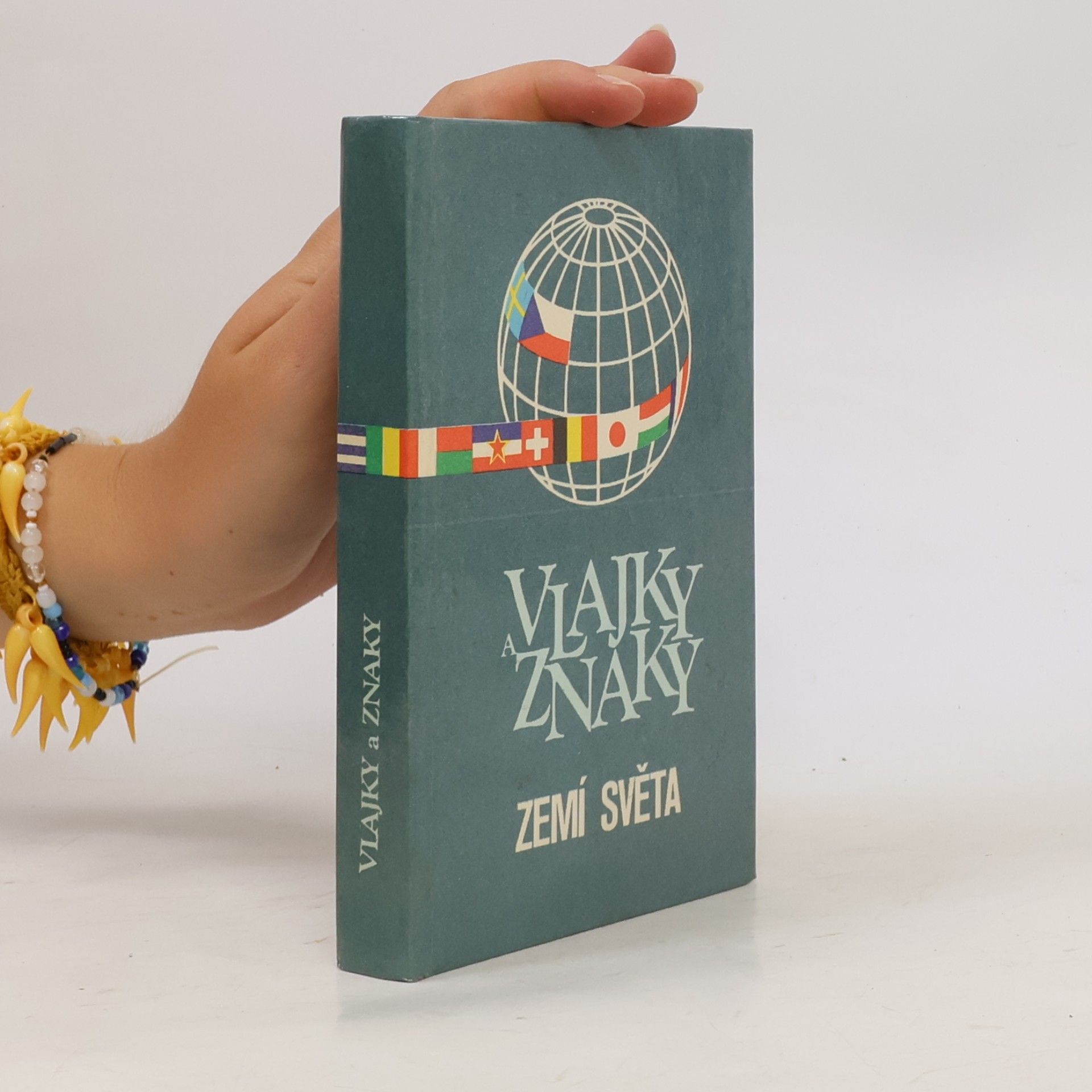 Ludvík Mucha Vlajky a znaky zemí světa