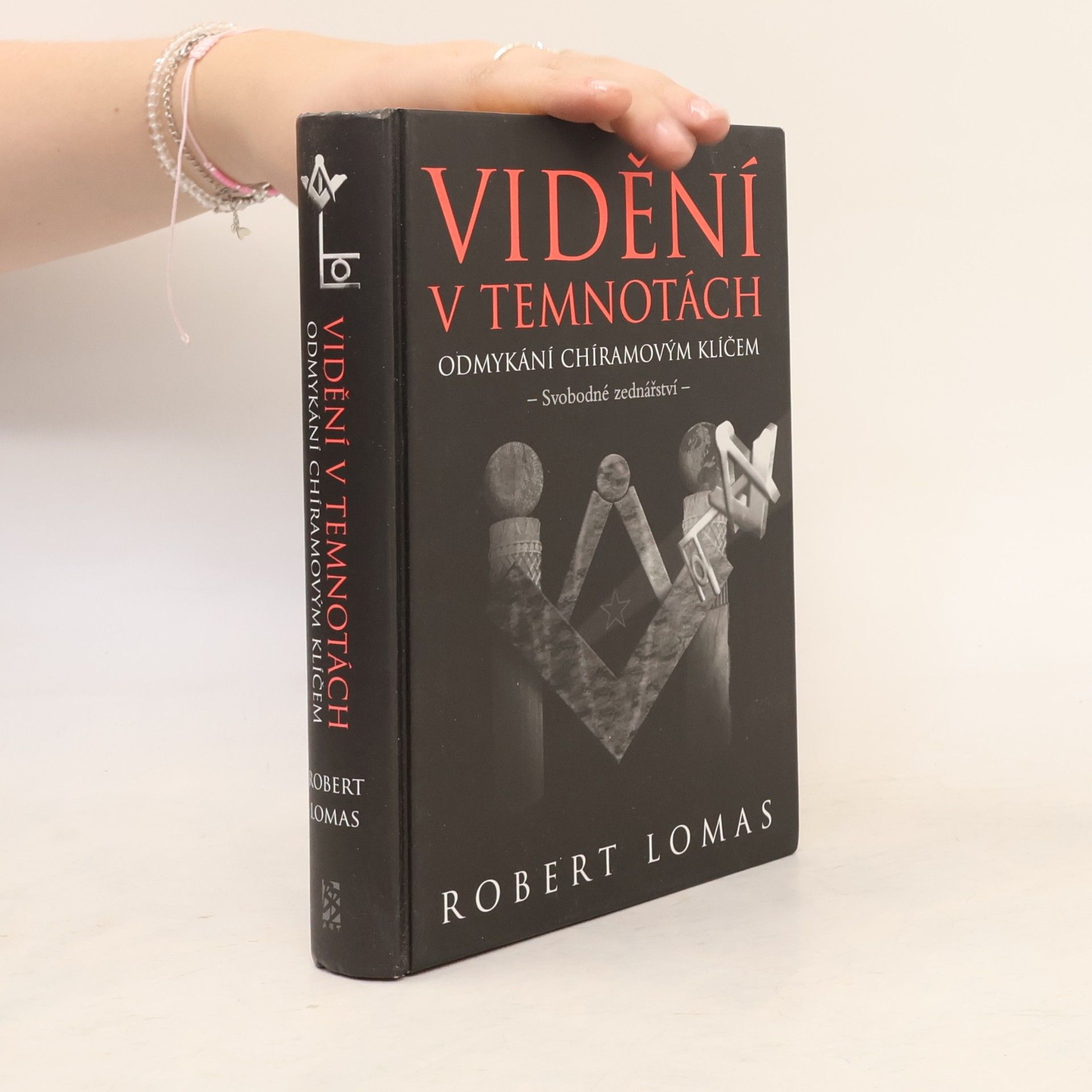 Robert Lomas Vidění v temnotách