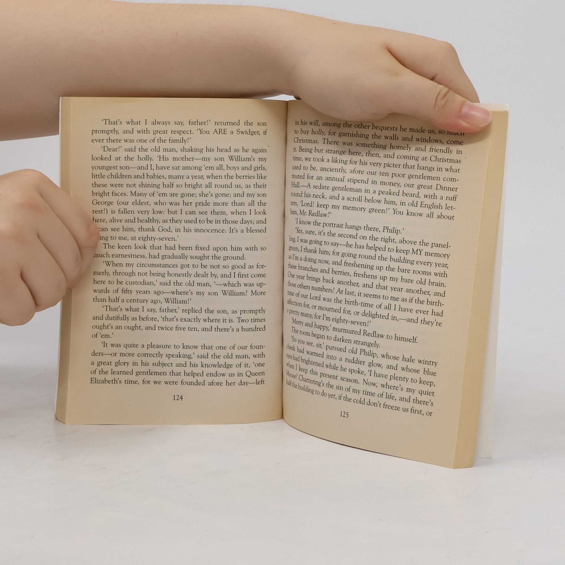 Charles Dickens English Fiction Collection: Christmas Ghost Stories