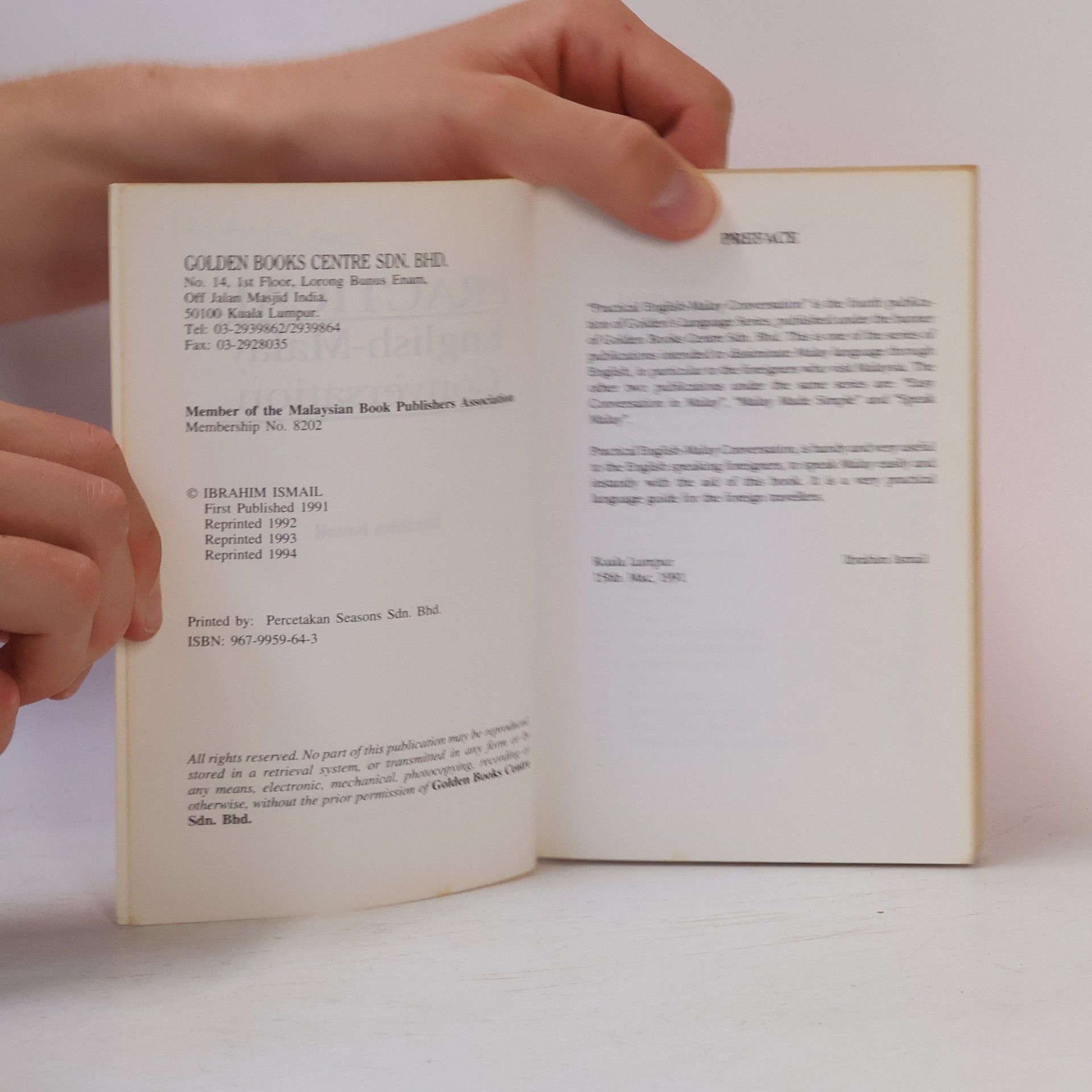 Ibrahim Ismail Golden's Language Series: Practical English-Malay Conversation