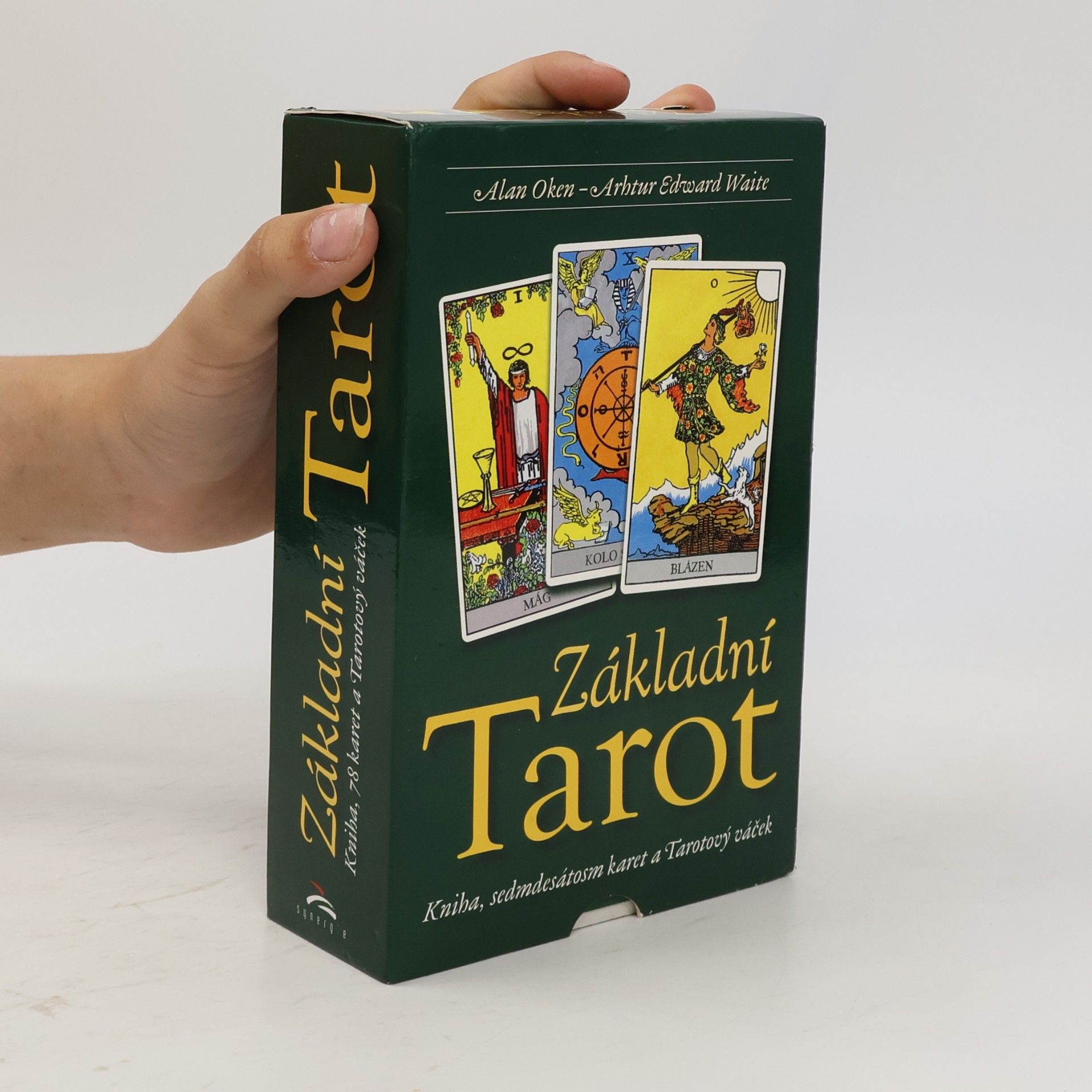 Základní Tarot. Kniha, sedmdestátosm karet a Tarotový váček