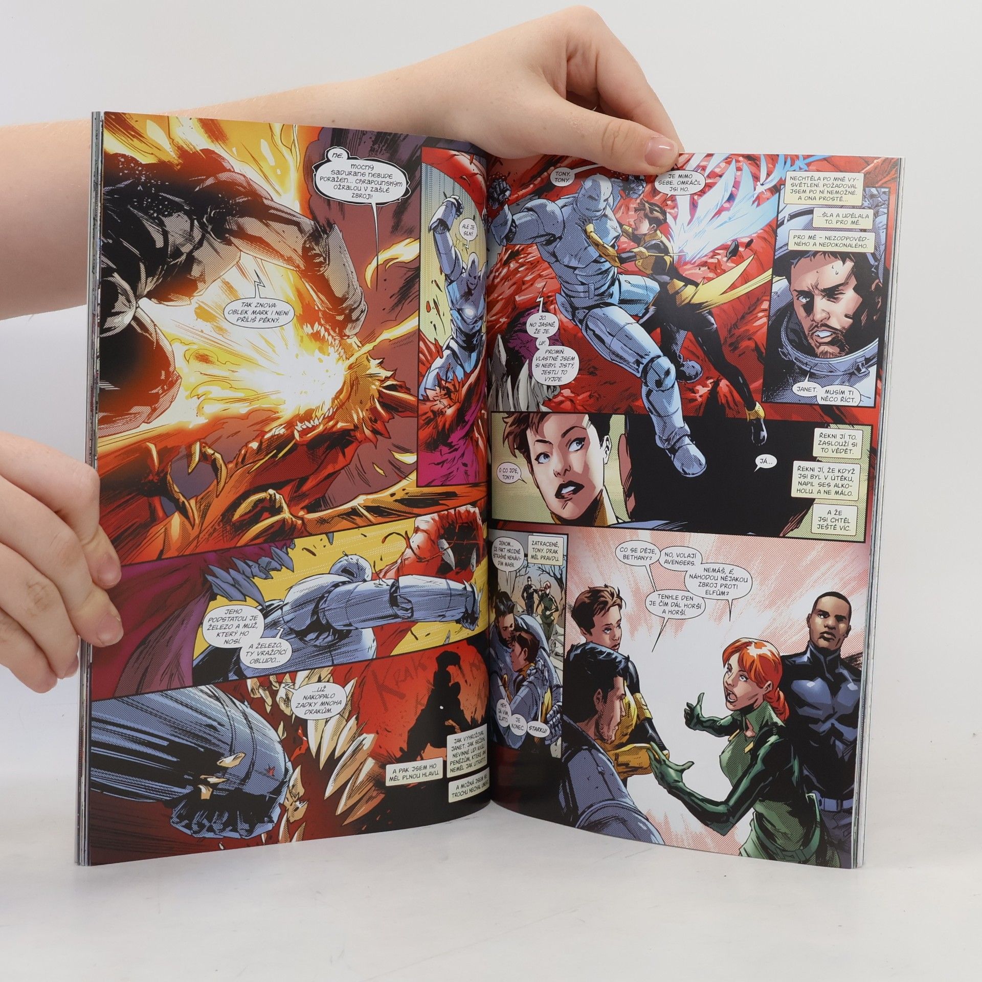 Gail Simone Tony Stark : Iron Man. Válka říší