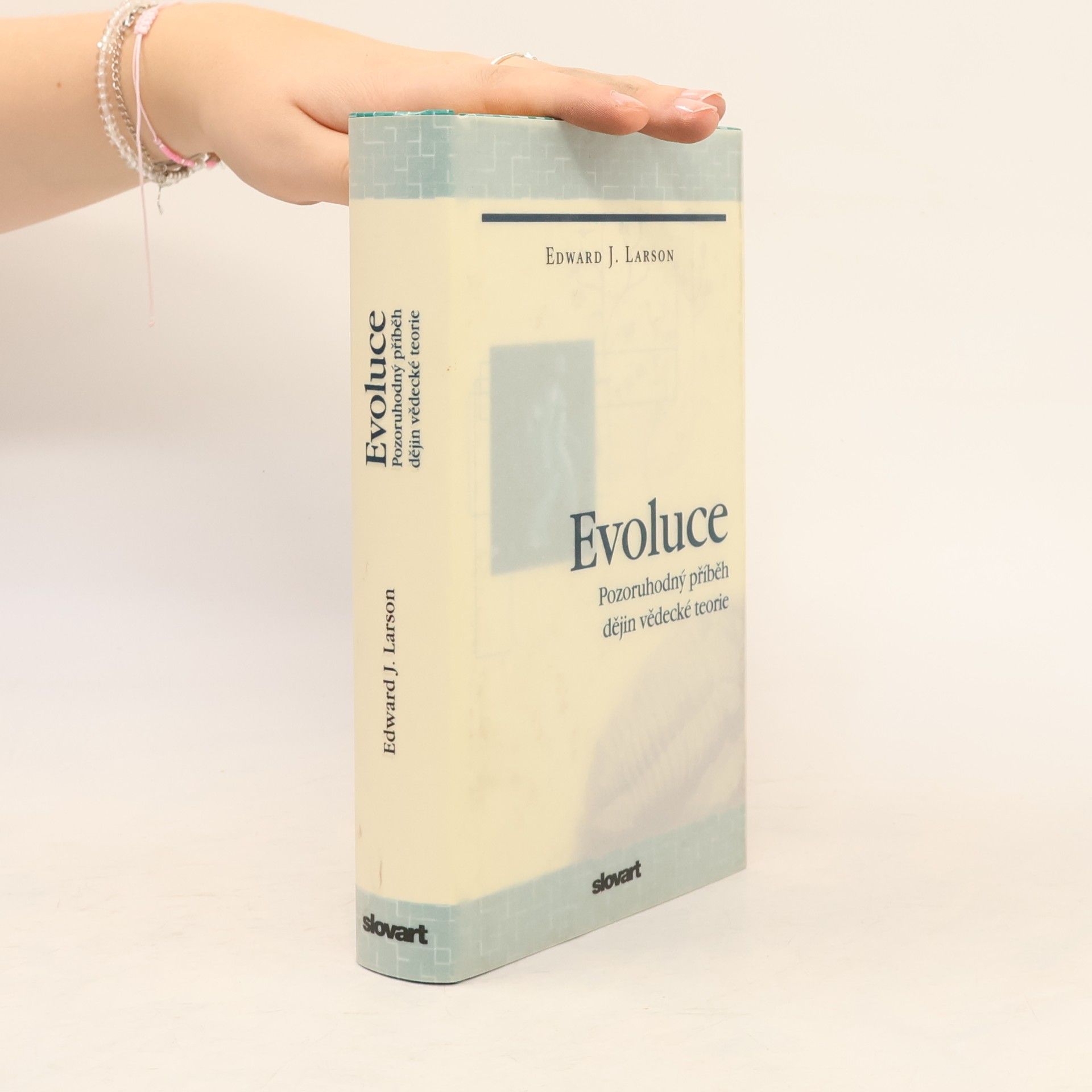 Edward J. Larson Evoluce. Pozoruhodný příběh dějin vědecké teorie