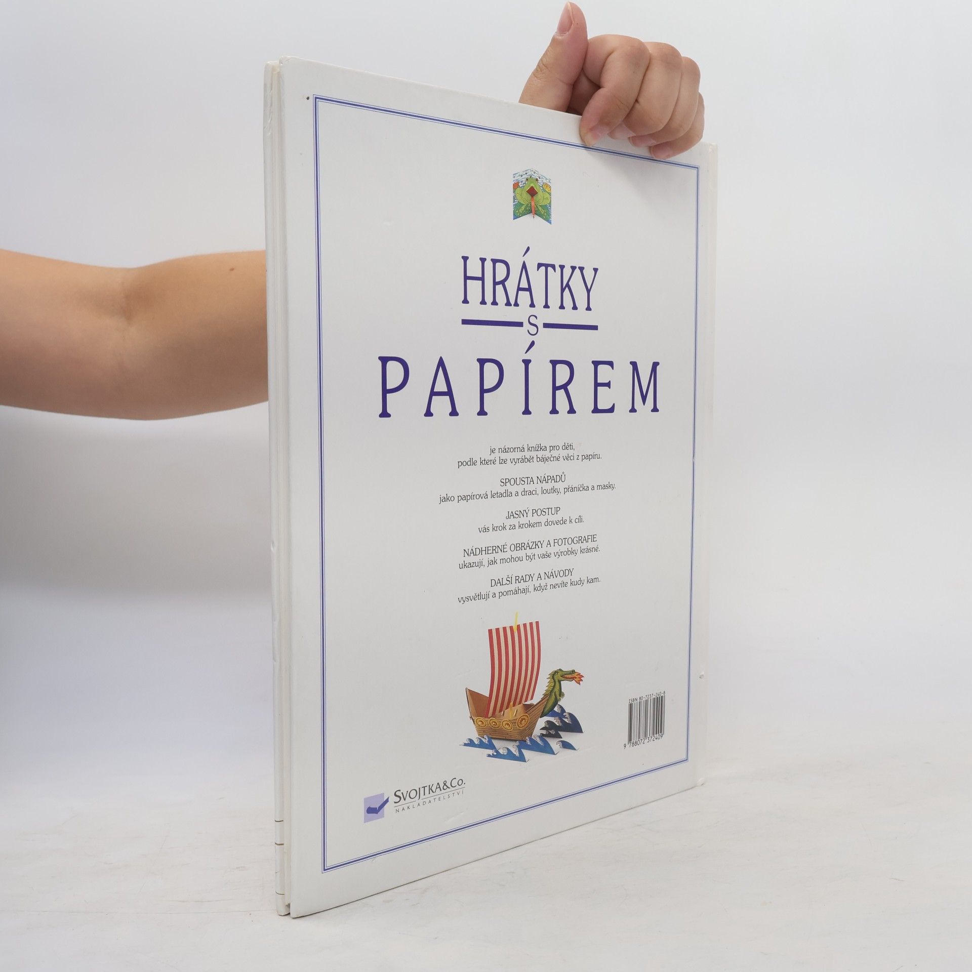 Alastair Smith Hrátky s papírem