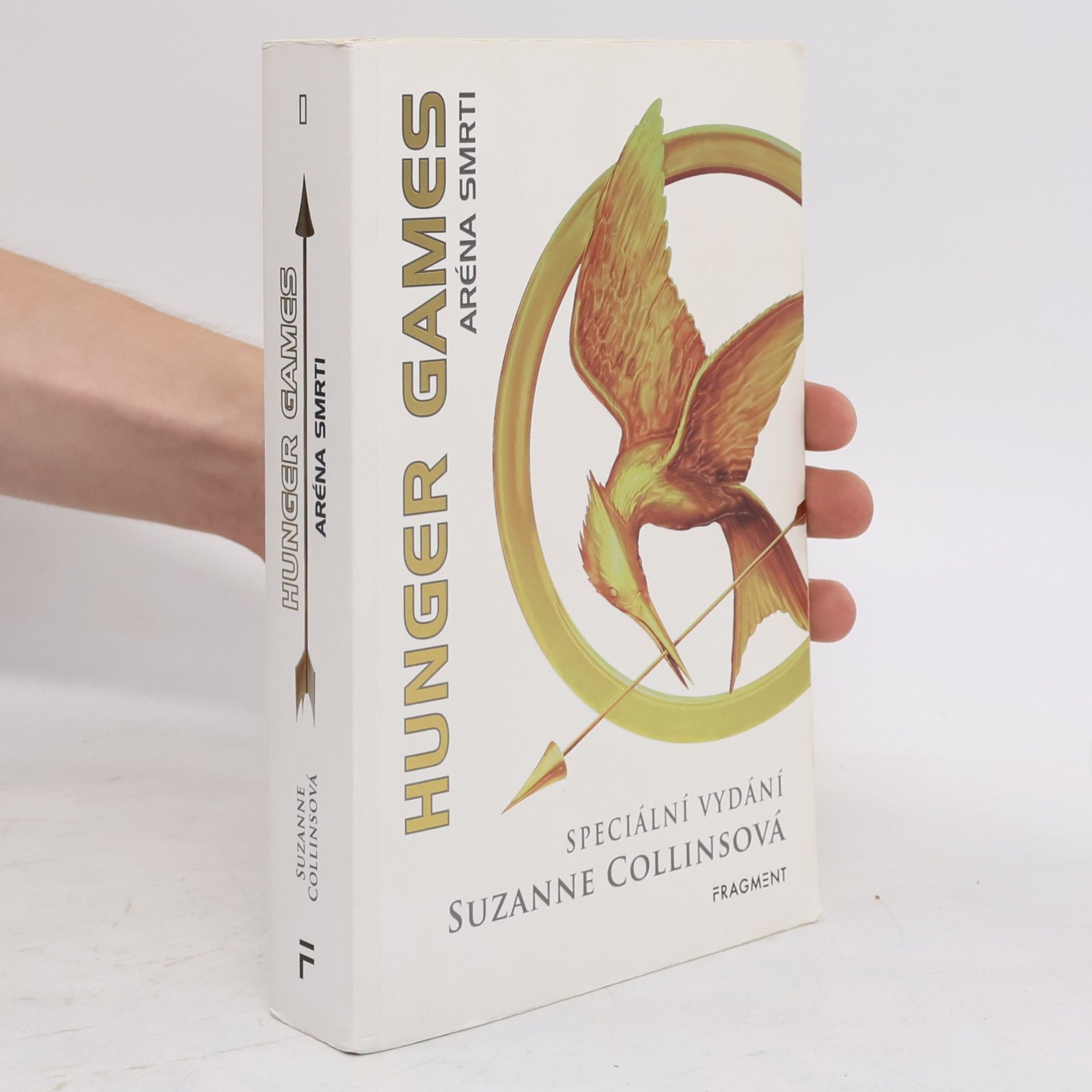 Suzanne Collins Hunger games. Aréna smrti