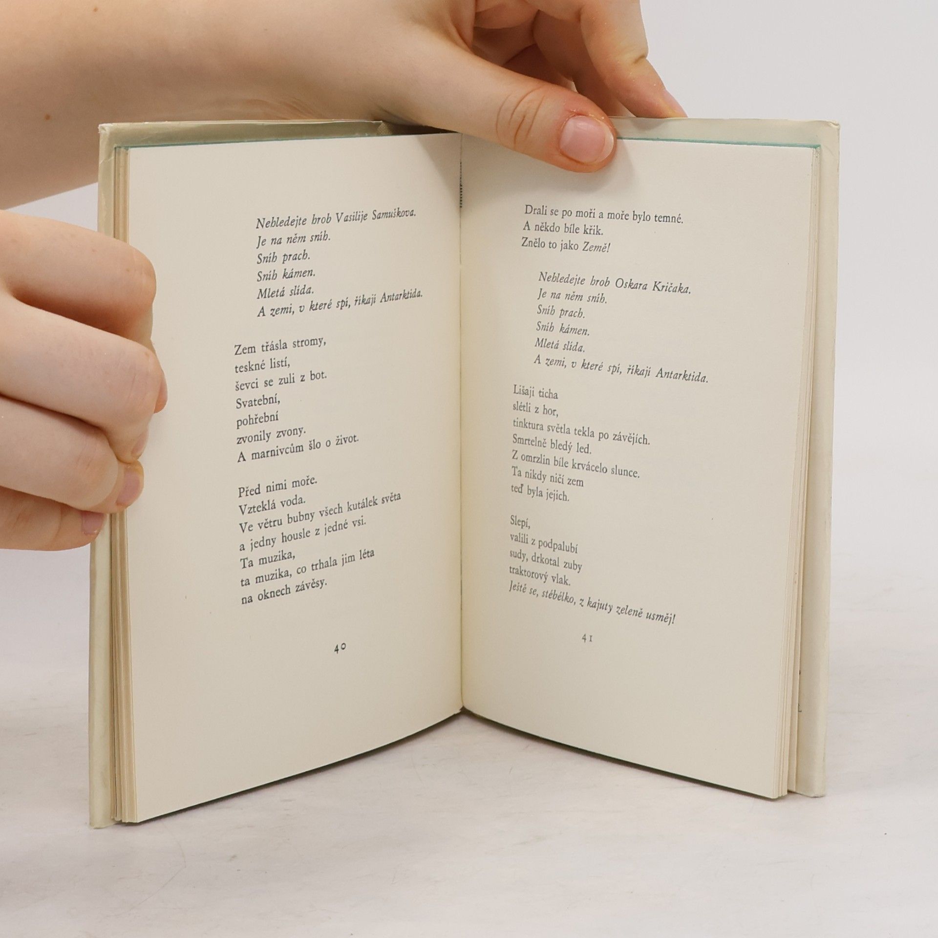 Karel Šiktanc Poezie. Nebožka smrt