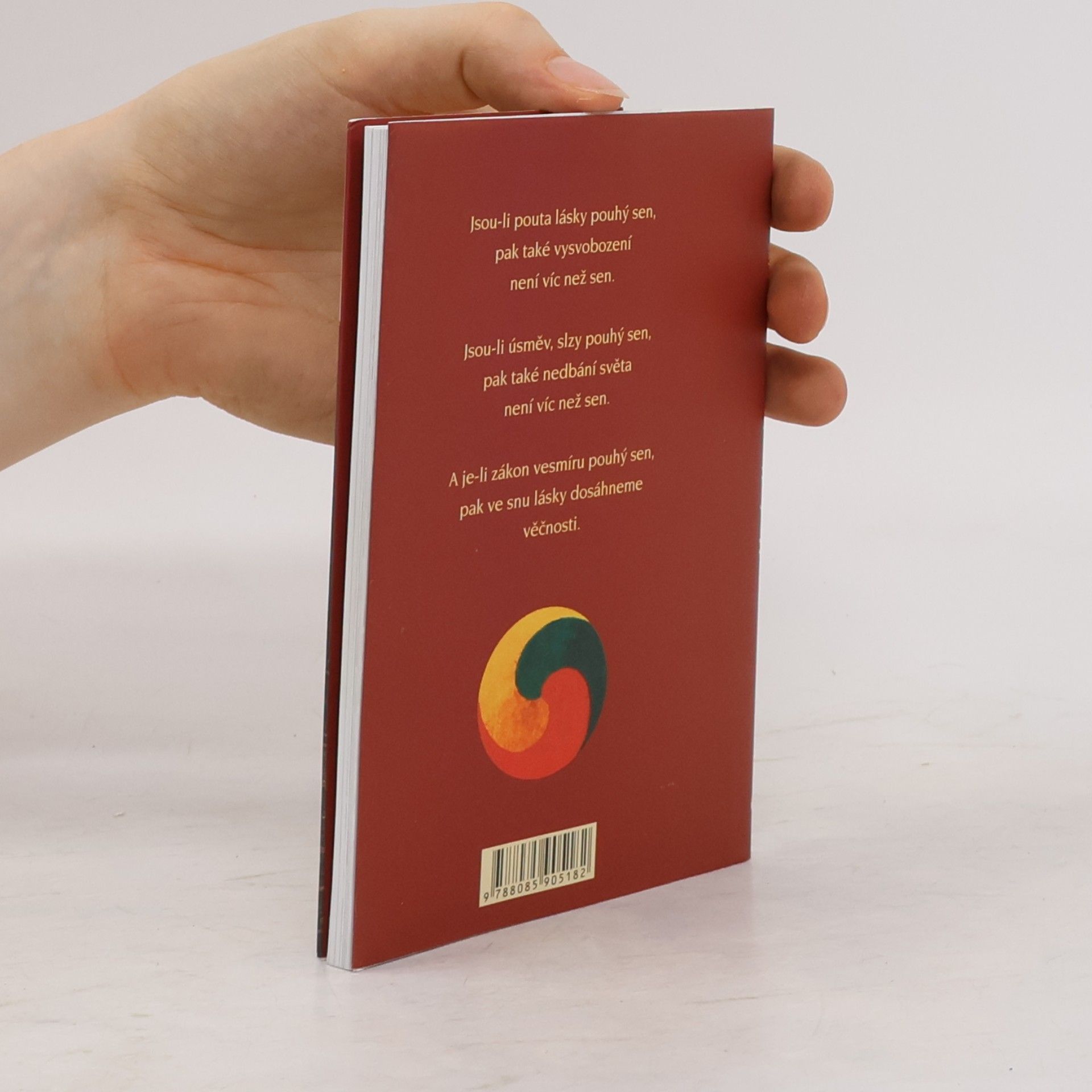 Han Jongun Tvoje mlčení. Výbor z milostné poezie korejského buddhistického mnicha