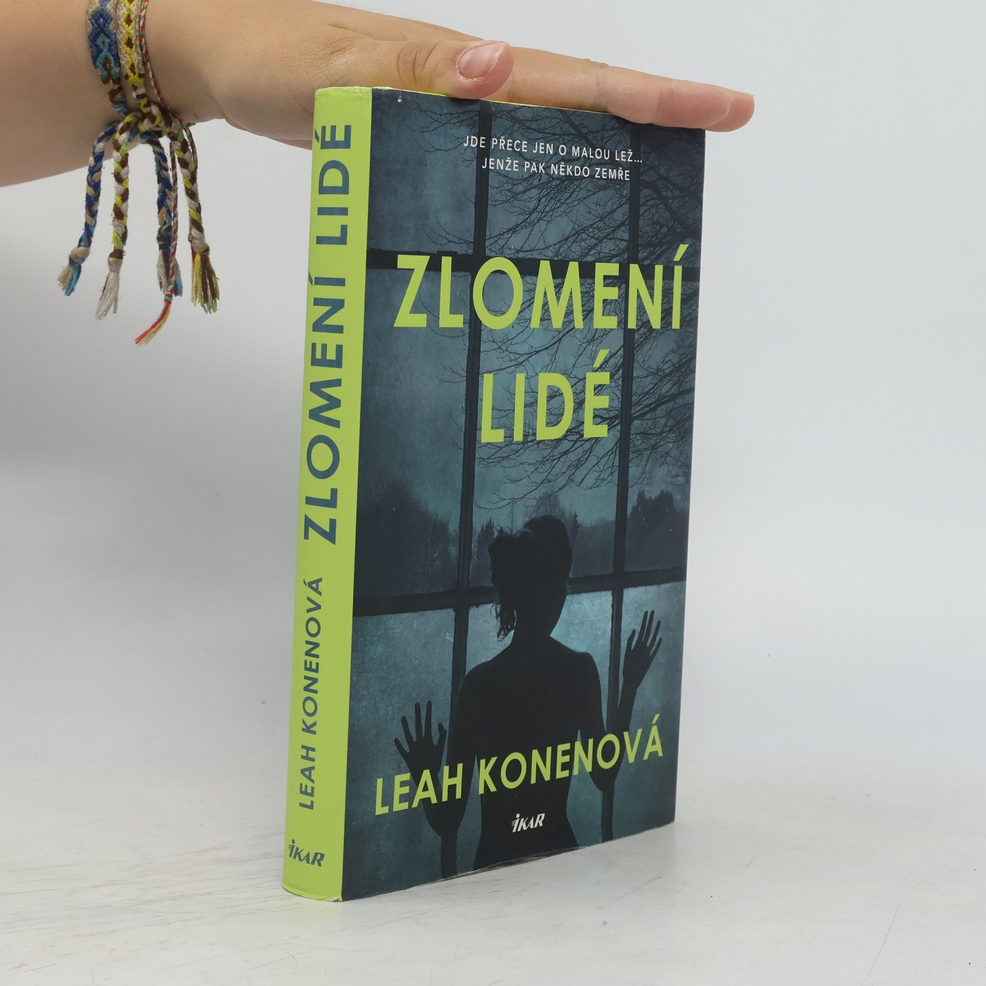Leah Konen Zlomení lidé