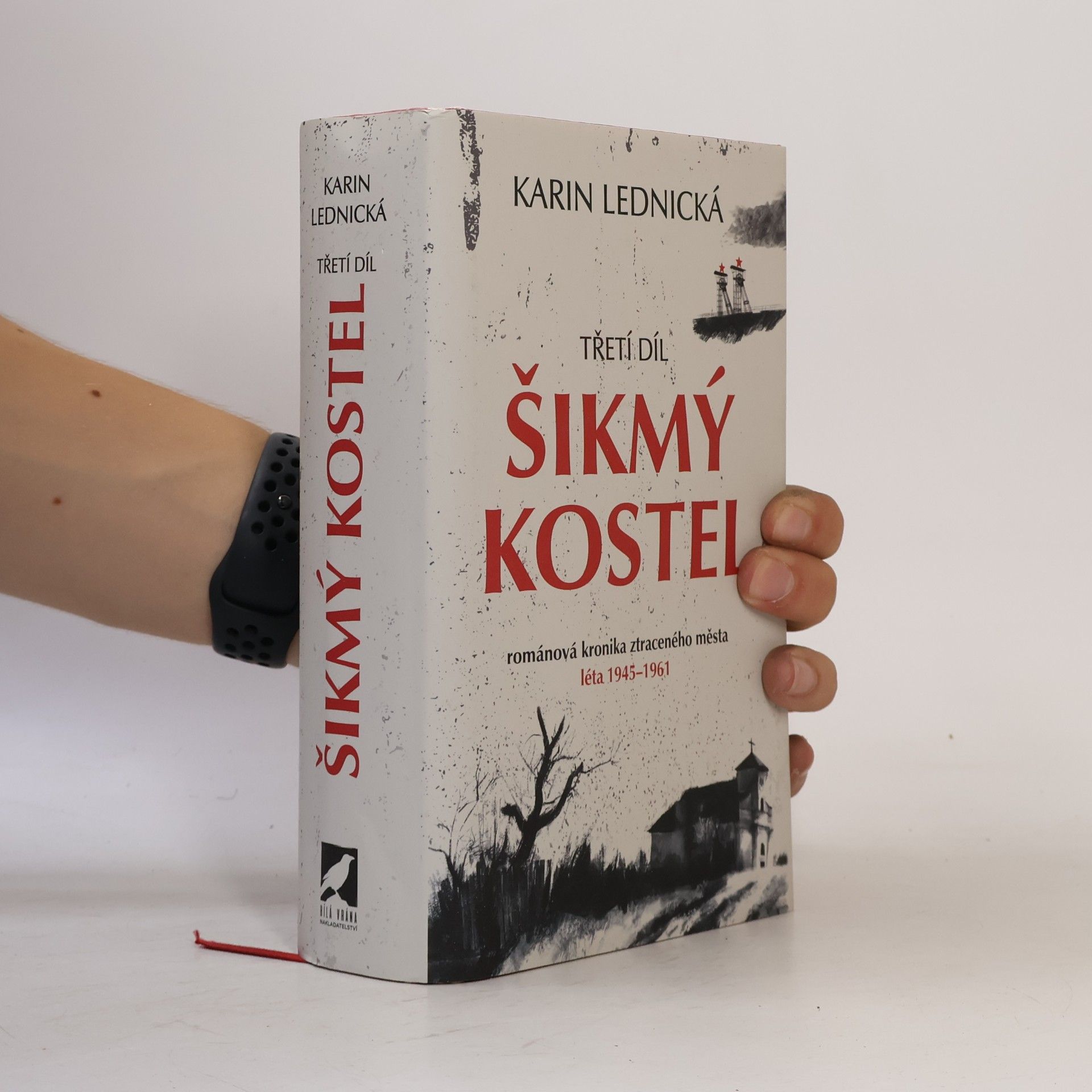 Karin Lednická Šikmý kostel 3