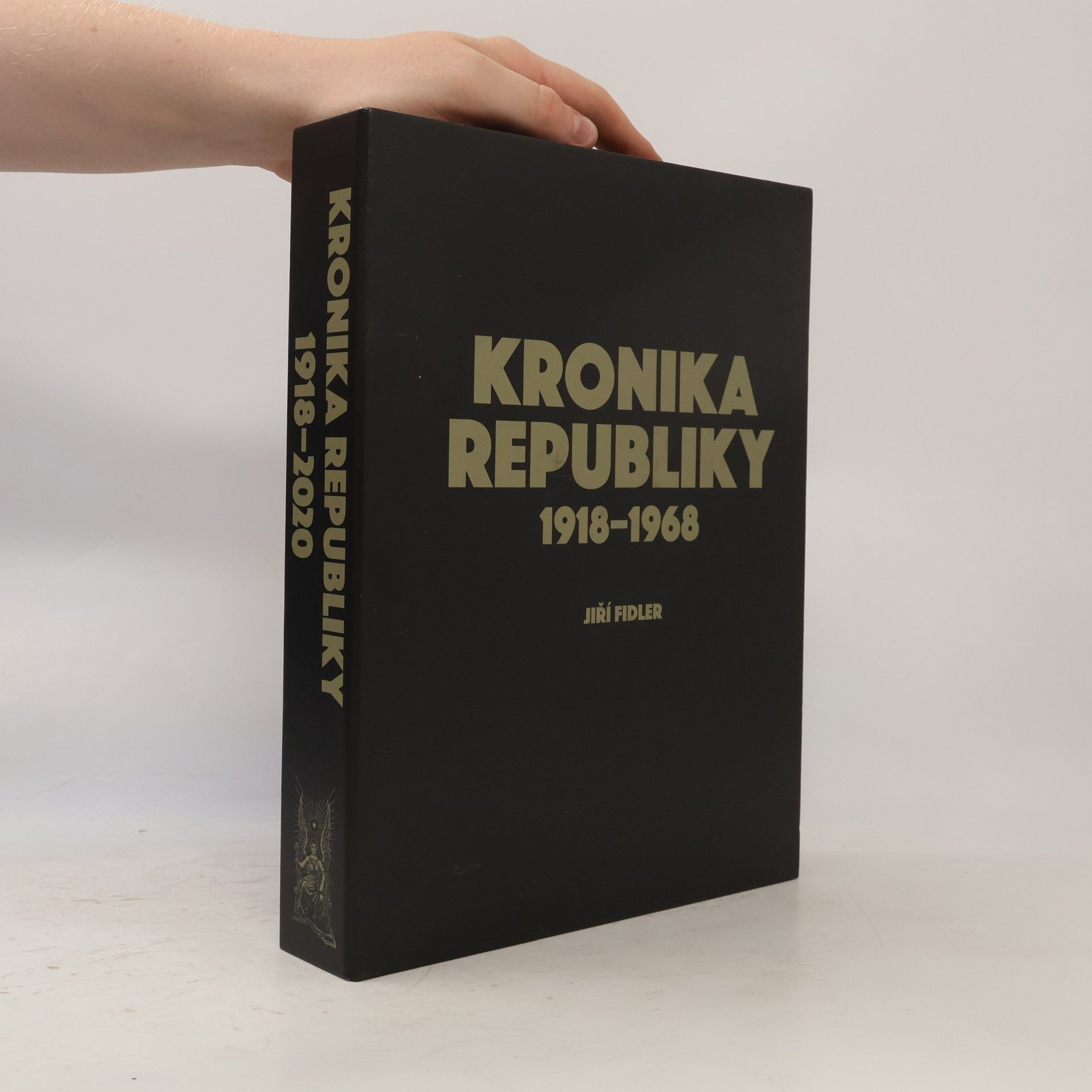 Jiří Fidler Kronika republiky 1918-2020