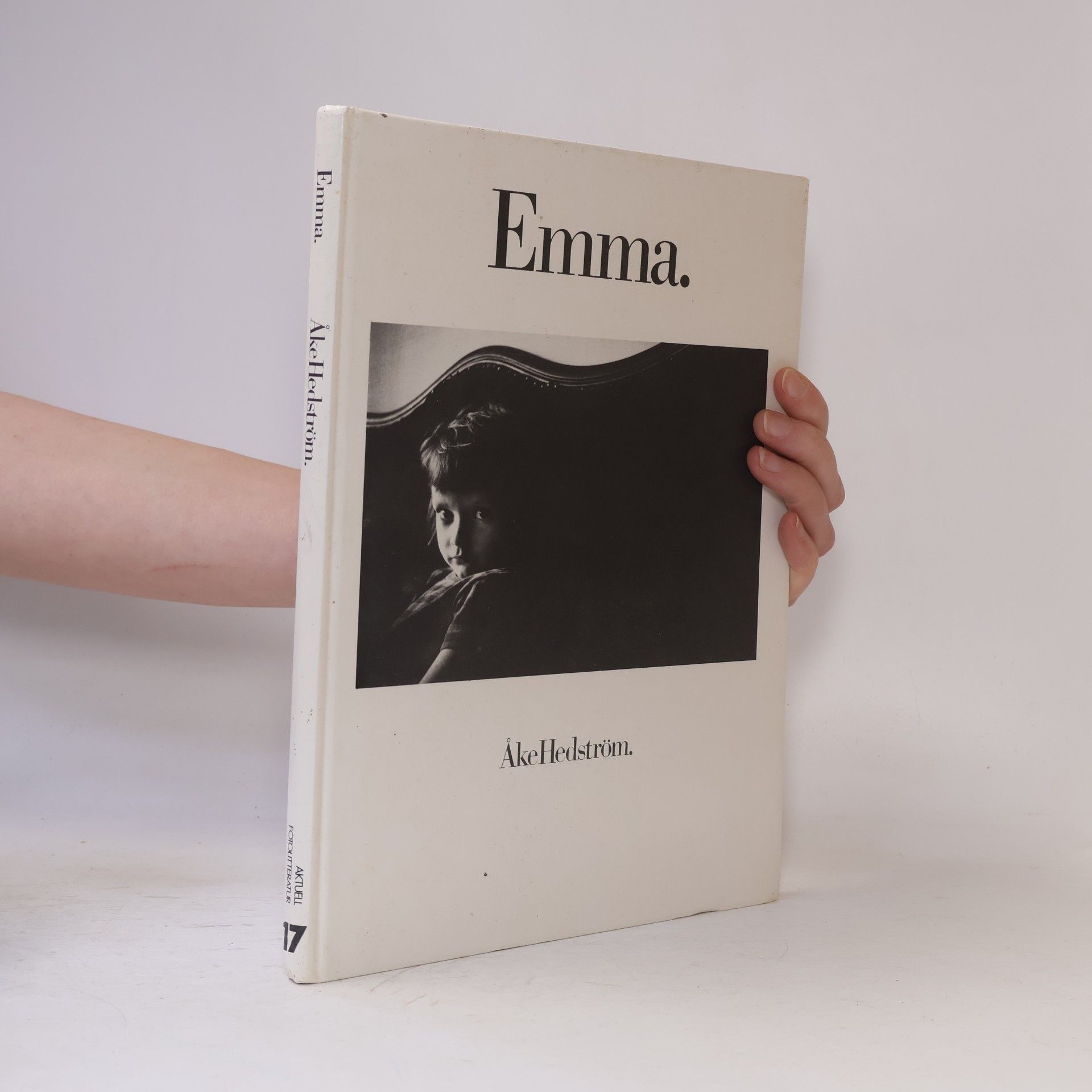 Åke Hedström Aktuell Fotolitteratur - 17: Emma
