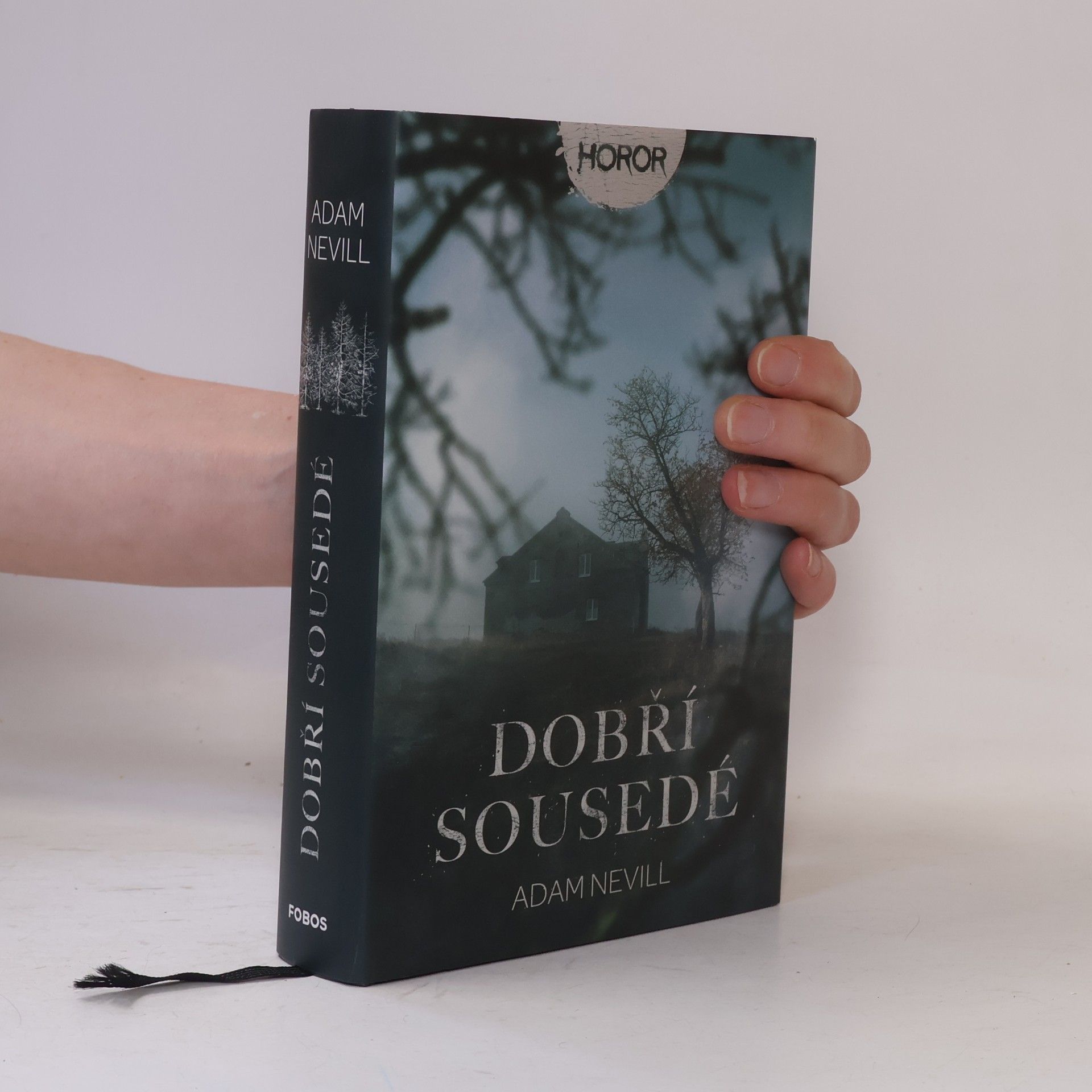Adam Nevill Dobří sousedé