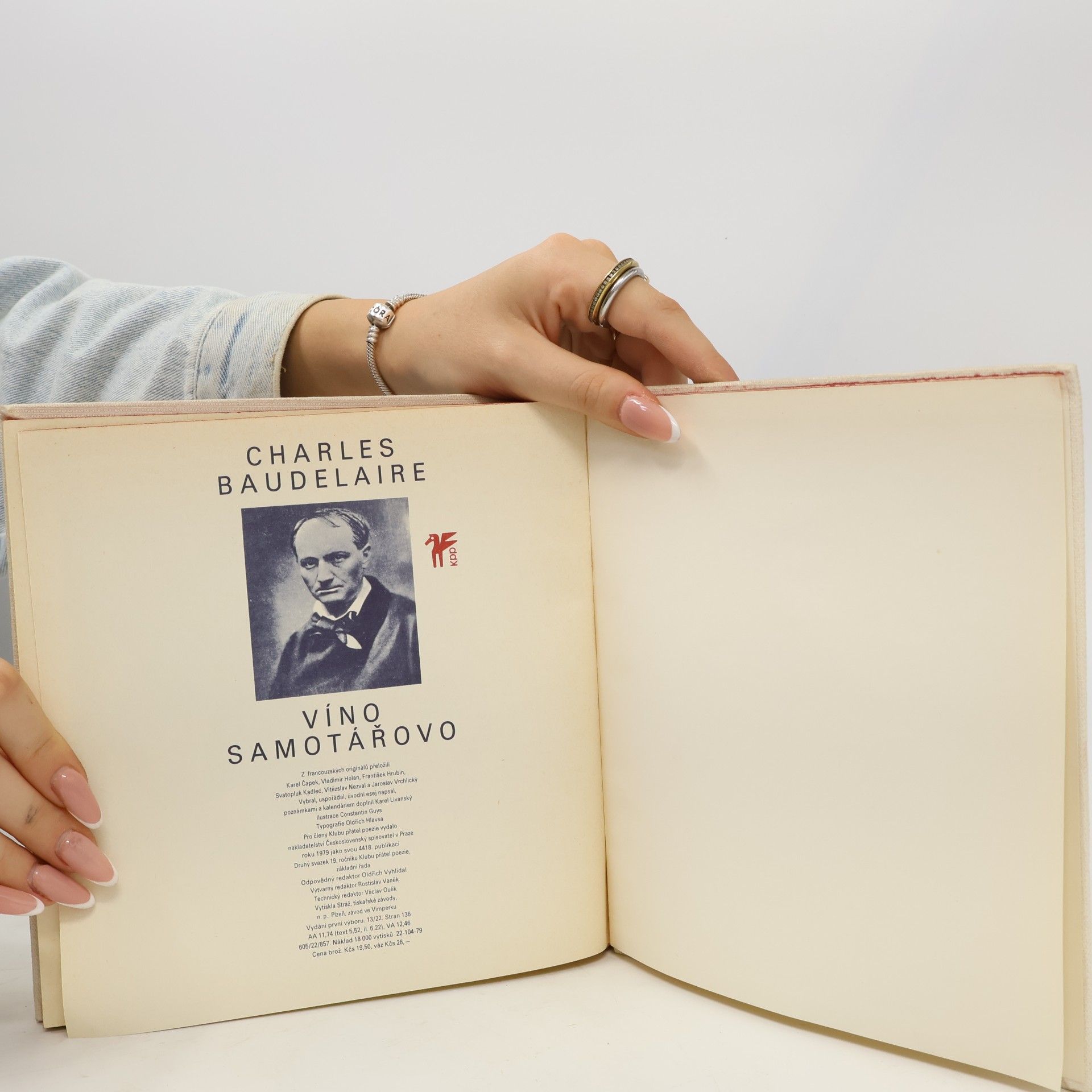 Charles Baudelaire Víno samotářovo