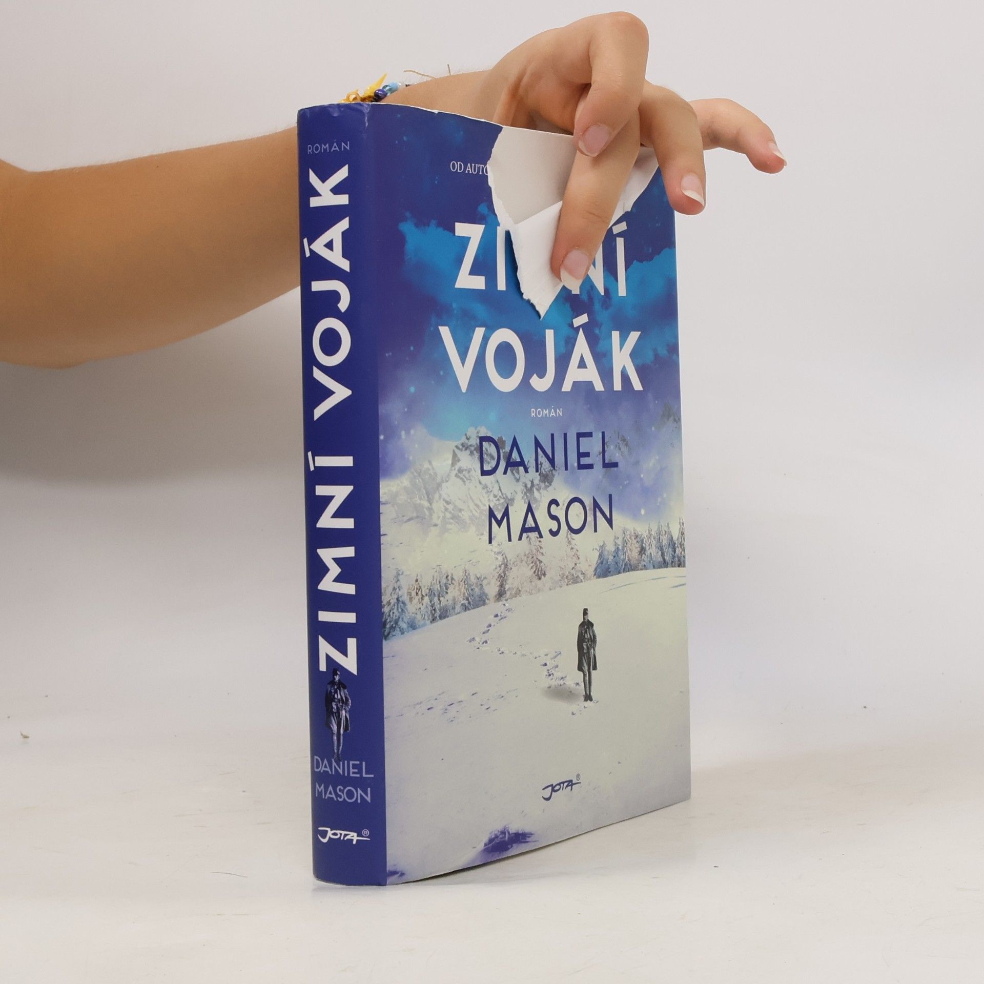 Daniel Mason Zimní voják