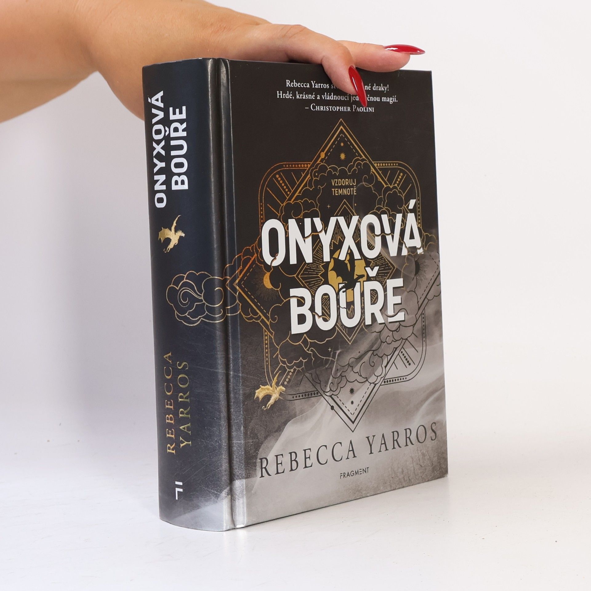 Rebecca Yarros Onyxová bouře